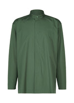 A product shot of the IM MEN 140/2 SHIRT shirt in green.