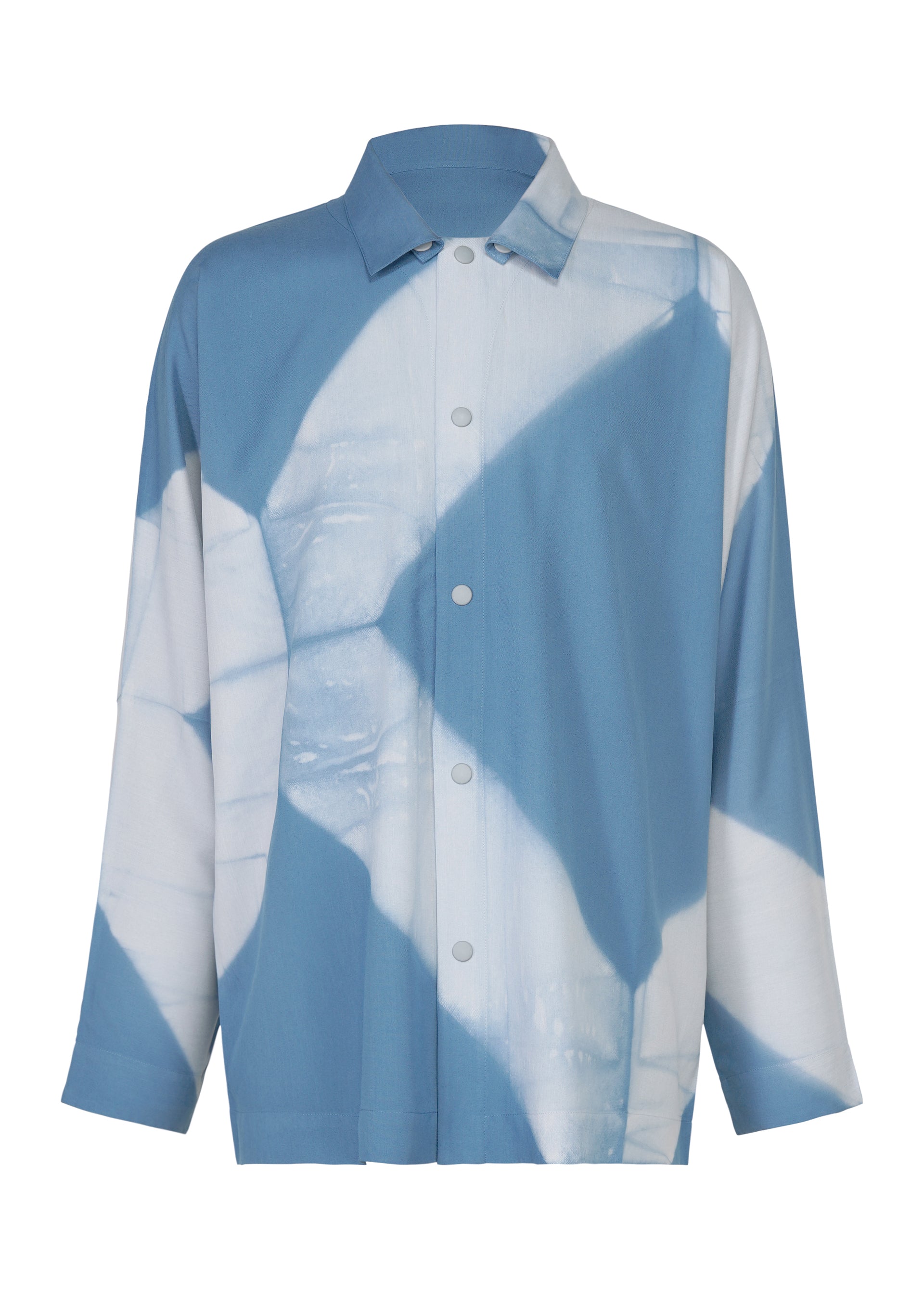 A product shot of the IM MEN ITAJIME SHIRT shirt in light blue.