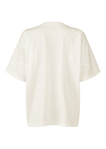 A detail shot of the IM MEN TURN t shirt.