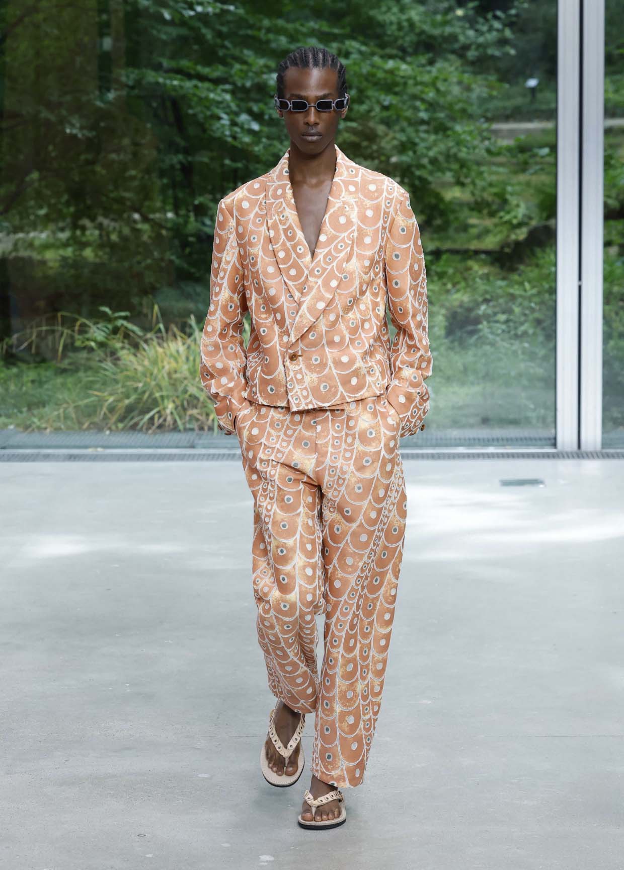 IM MEN COLLECTION SPRING SUMMER 2026 RUNWAY LOOKS – ISSEY MIYAKE EU