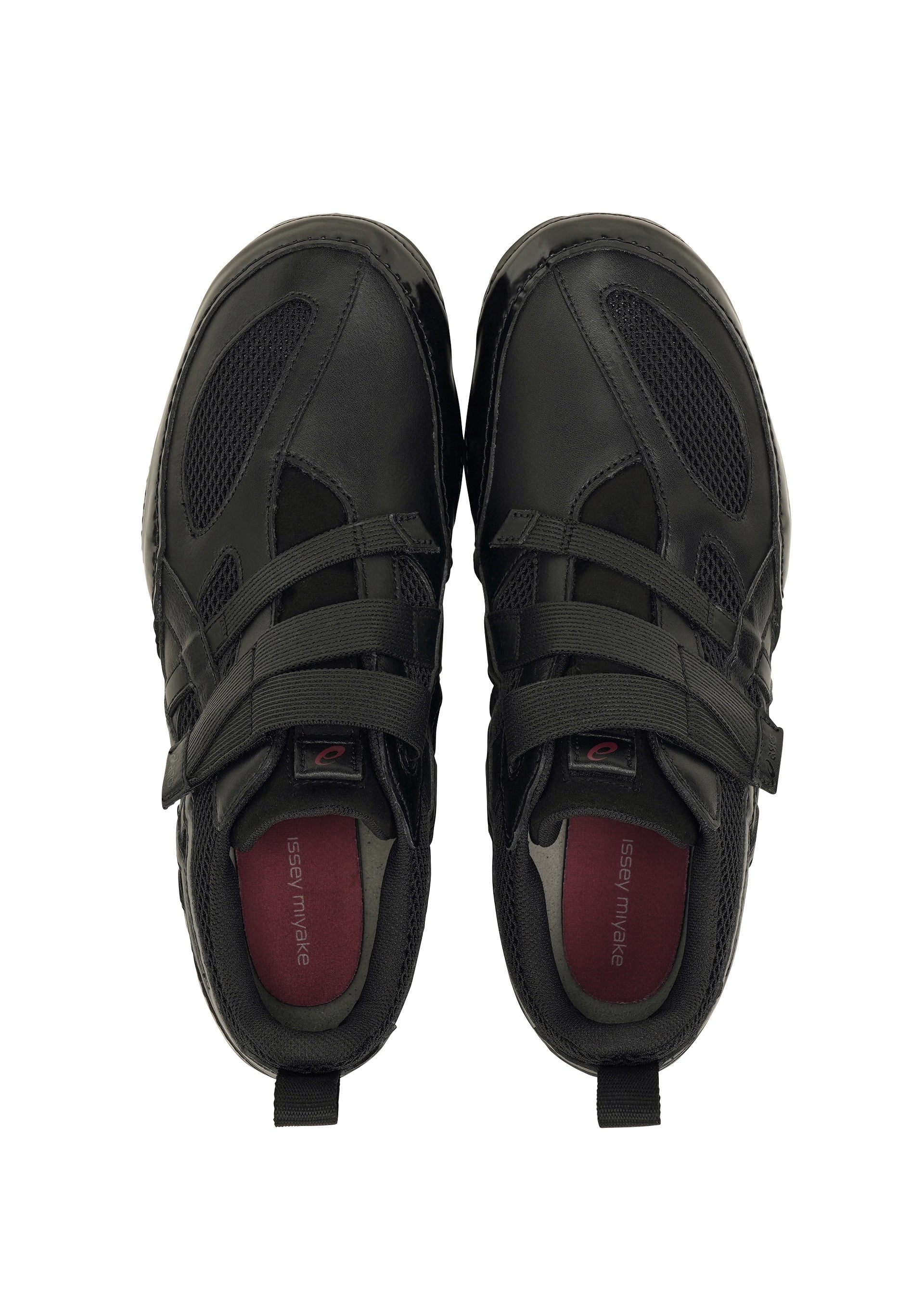 HYPER TAPING Shoes Black