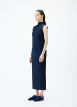 A model wears the PLEATS PLEASE ISSEY MIYAKE NEW COLORFUL BASICS 4 pp67jg4087505.
