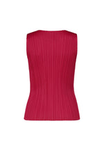 A detail shot of the PLEATS PLEASE ISSEY MIYAKE NEW COLORFUL BASICS 4 pp67jk4014405.