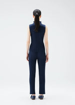 A model wears the PLEATS PLEASE ISSEY MIYAKE NEW COLORFUL BASICS 4 pp67jk4027505.