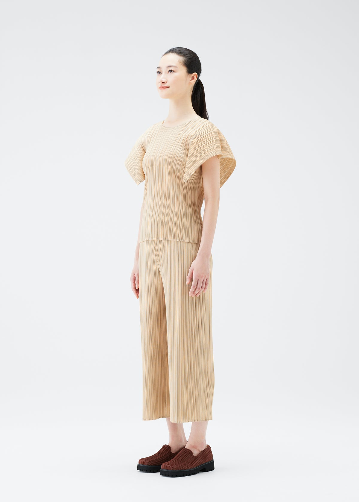 MONTHLY COLORS : AUGUST Trousers Charcoal