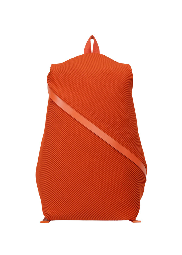 BIAS PLEATS BACKPACK Bag Dark Orange