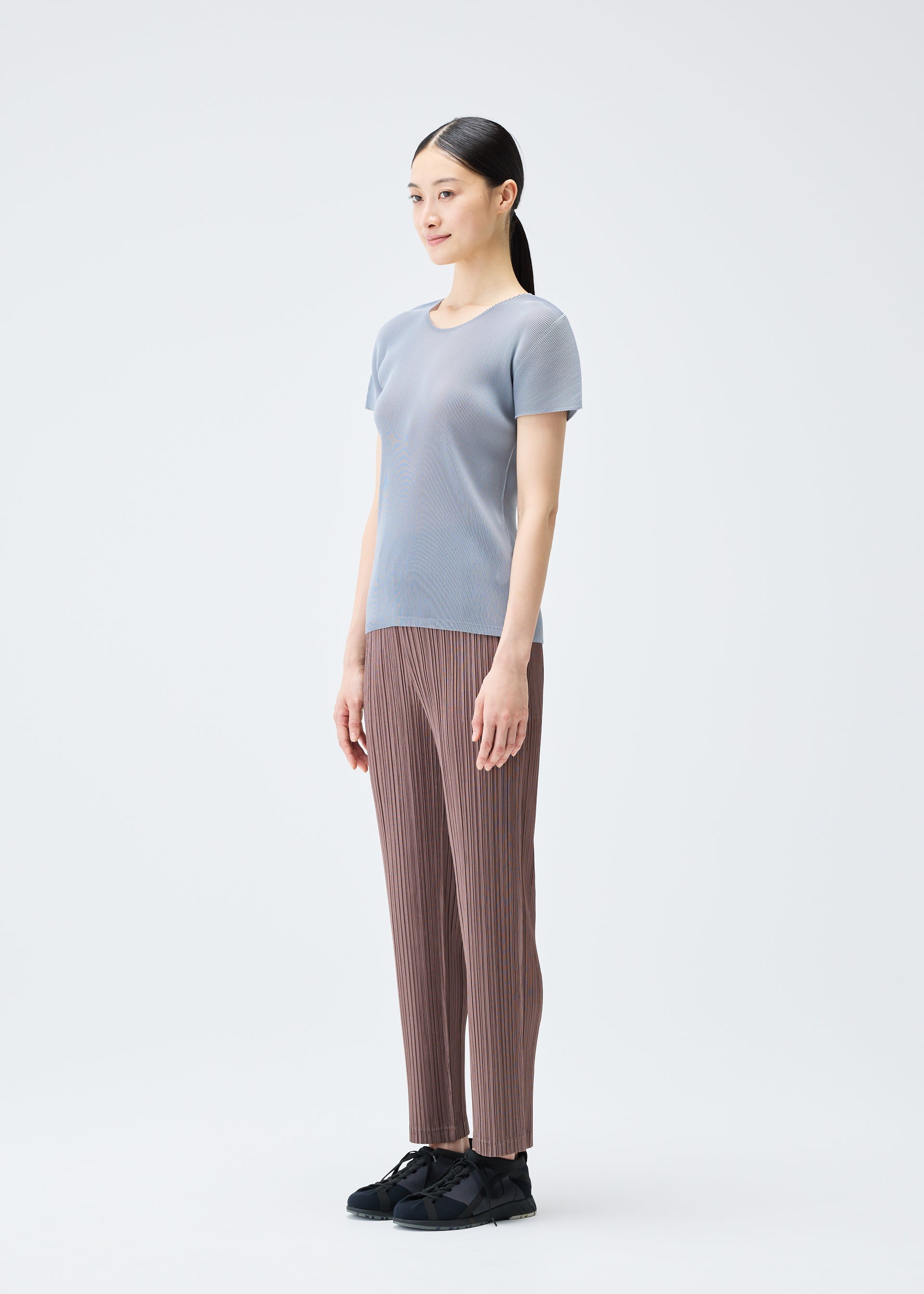MIST SEPTEMBER Top Grey – ISSEY MIYAKE EU