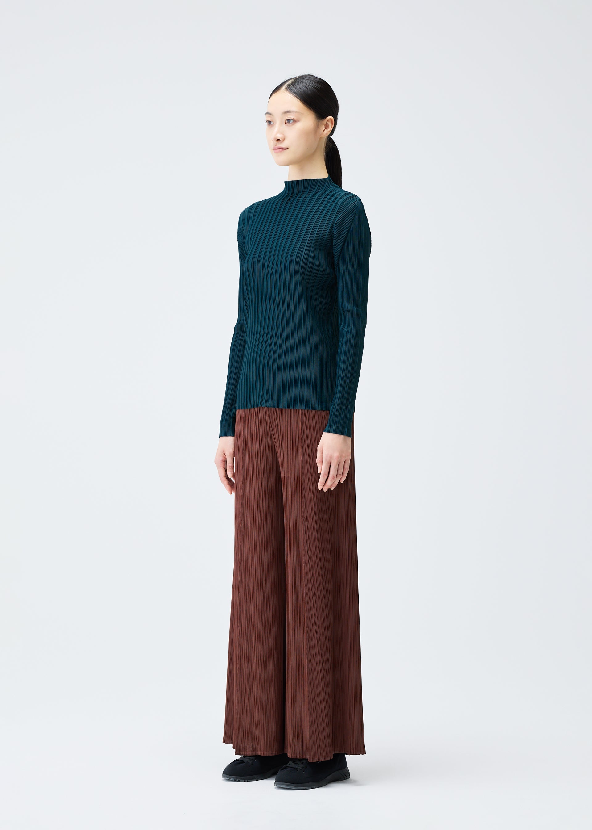 PLEATS PLEASE ハイネックトップRIB NOVEMBER サイズ３ RIB PLEATS NOVEMBER Top Red – ISSEY MIYAKE EU