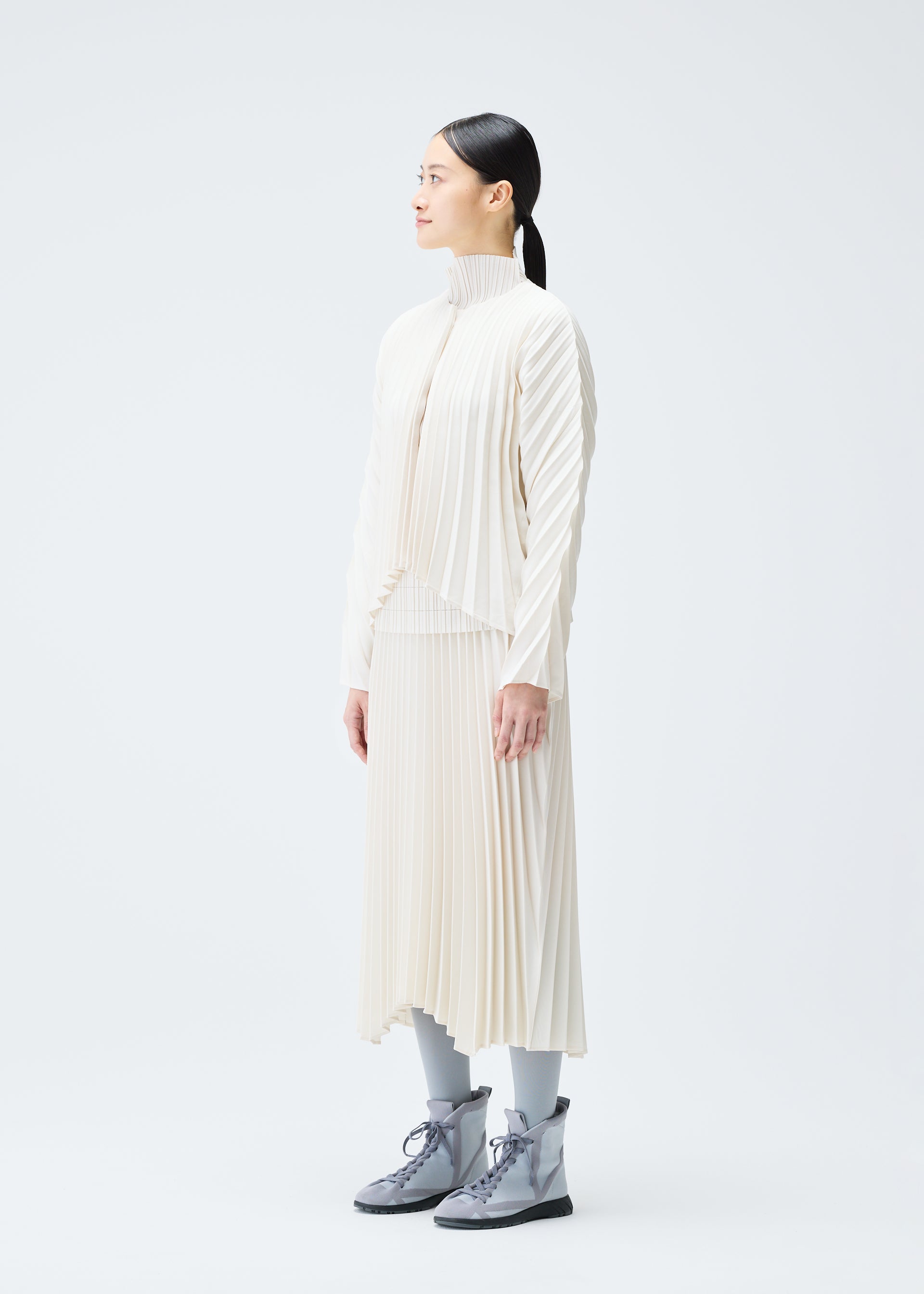 CIRCULAR Cardigan Off-White – ISSEY MIYAKE EU