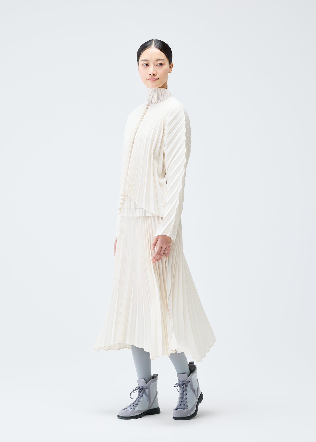 CIRCULAR Cardigan Off-White