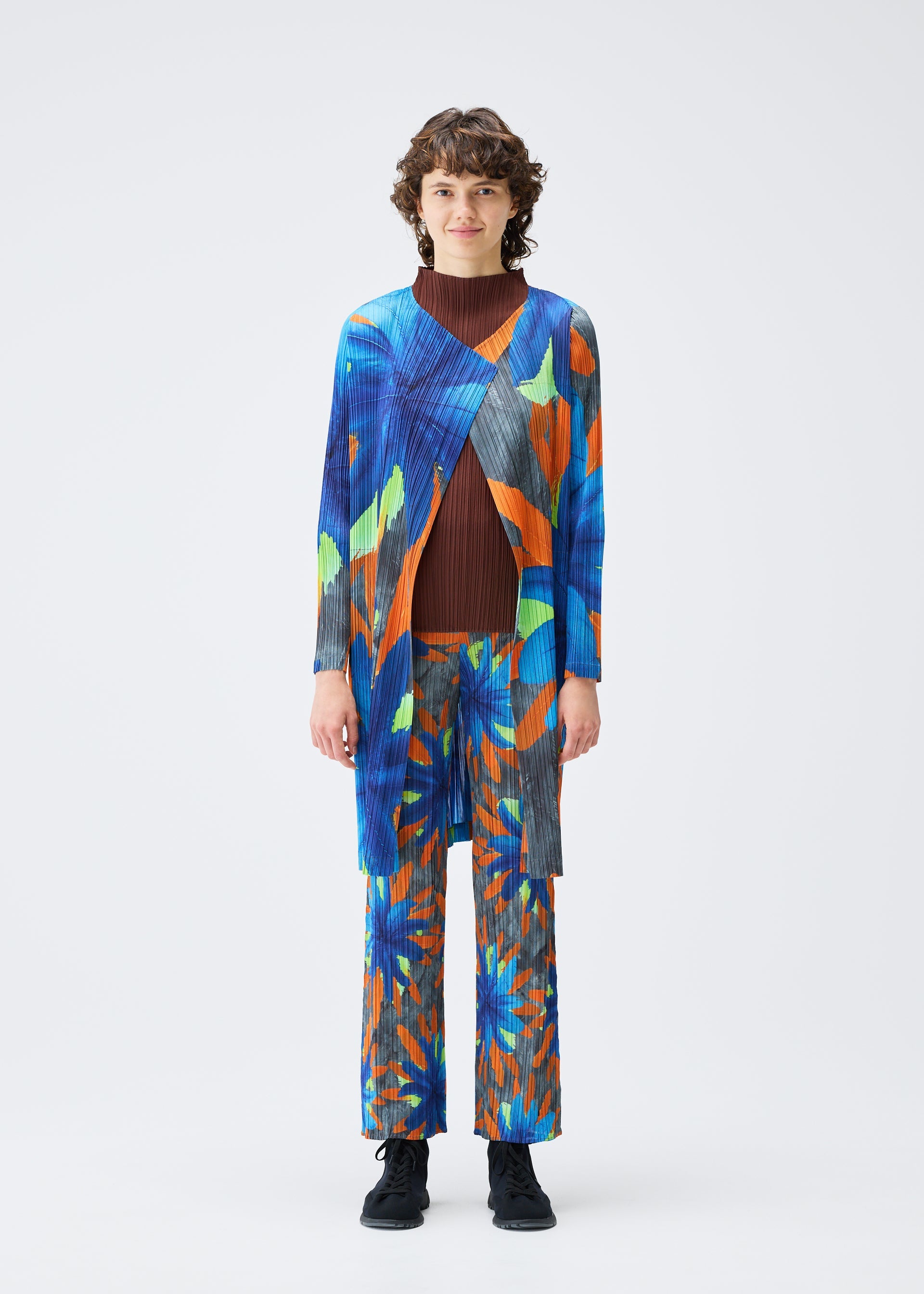 PLEATS PLEASE ISSEY MIYAKE – ISSEY MIYAKE EU