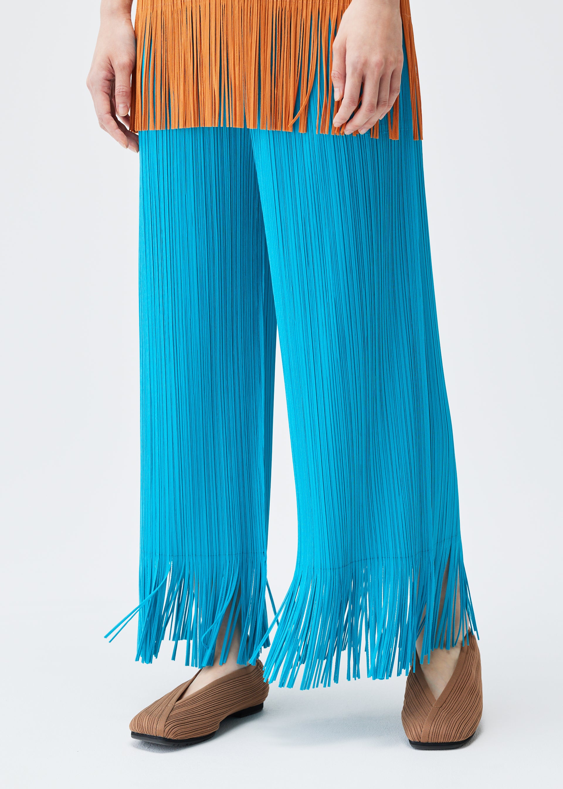 WAVE Trousers Turquoise Blue – ISSEY MIYAKE EU