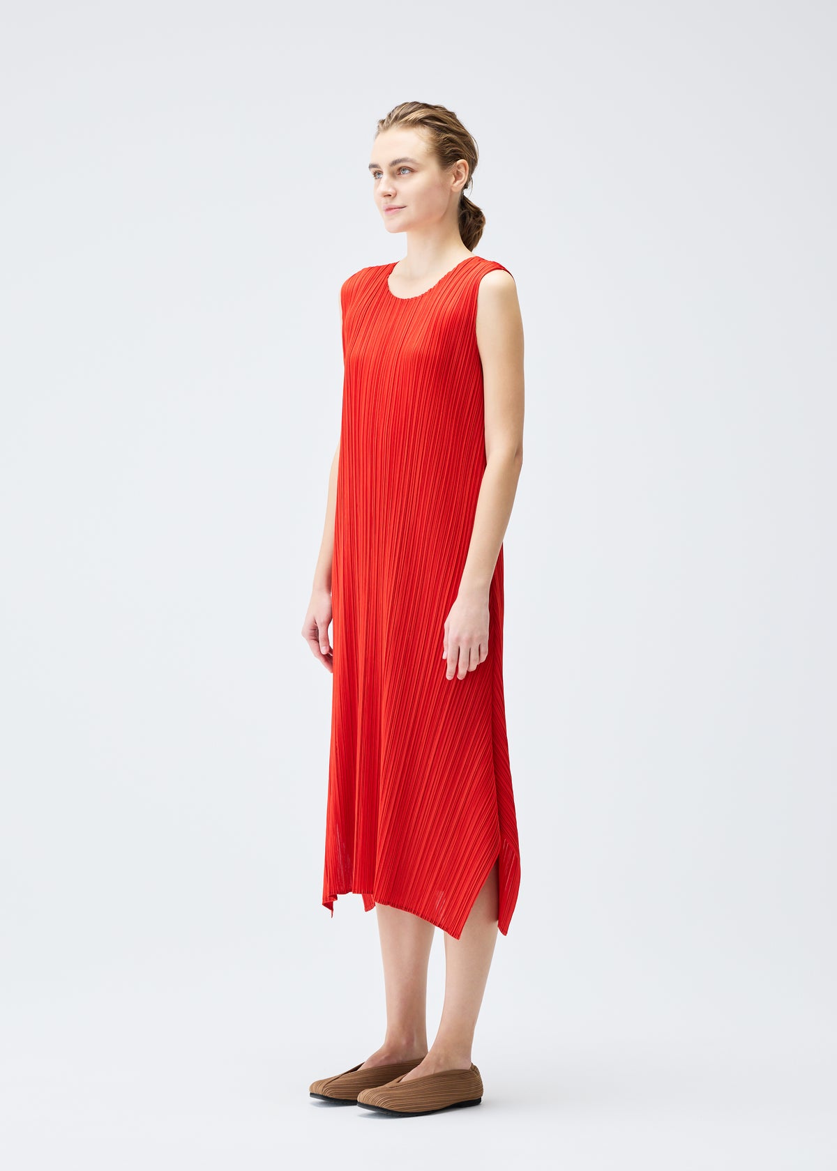 MONTHLY COLORS : JULY Dress Light Beige