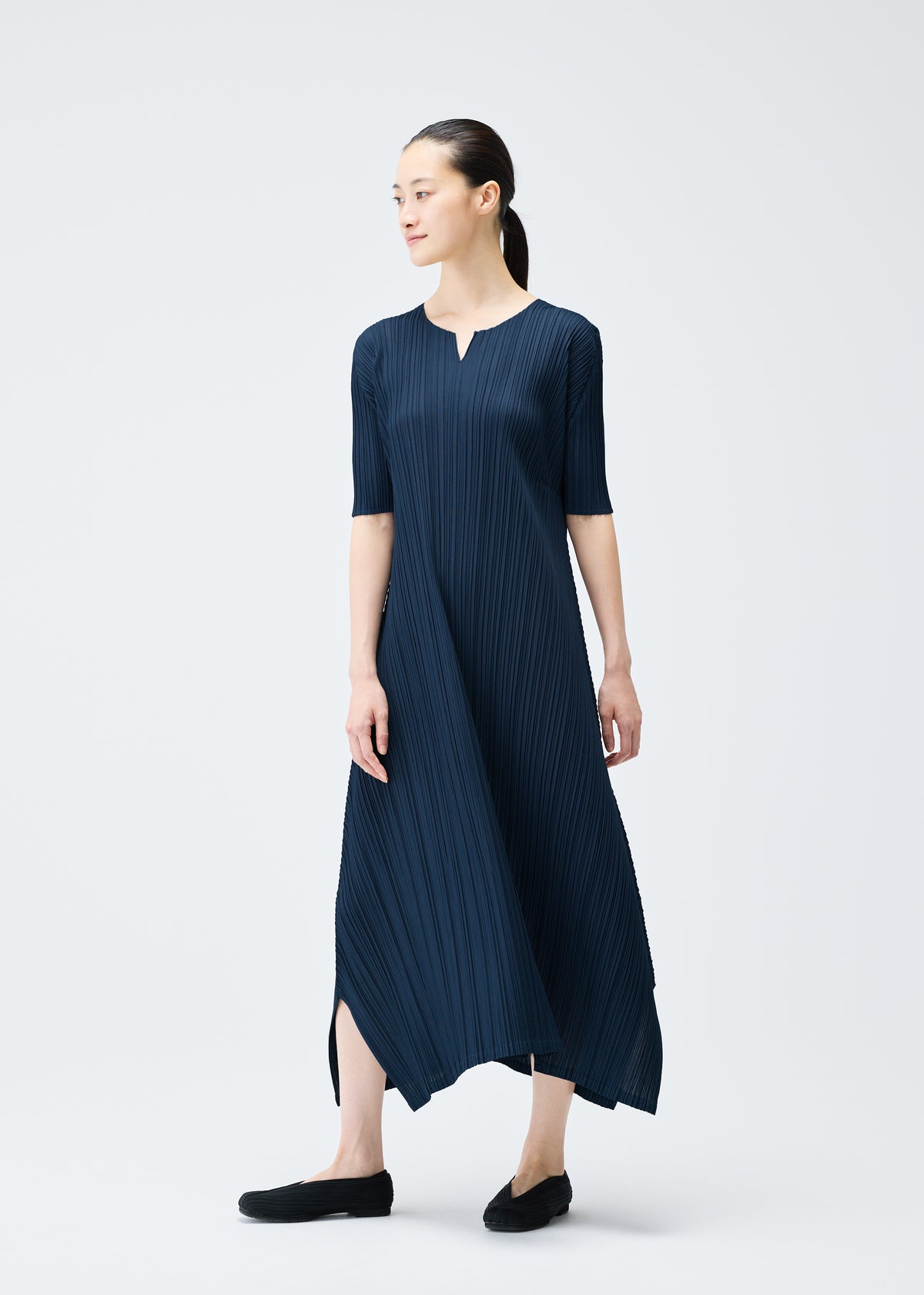 MELLOW PLEATS Dress Navy