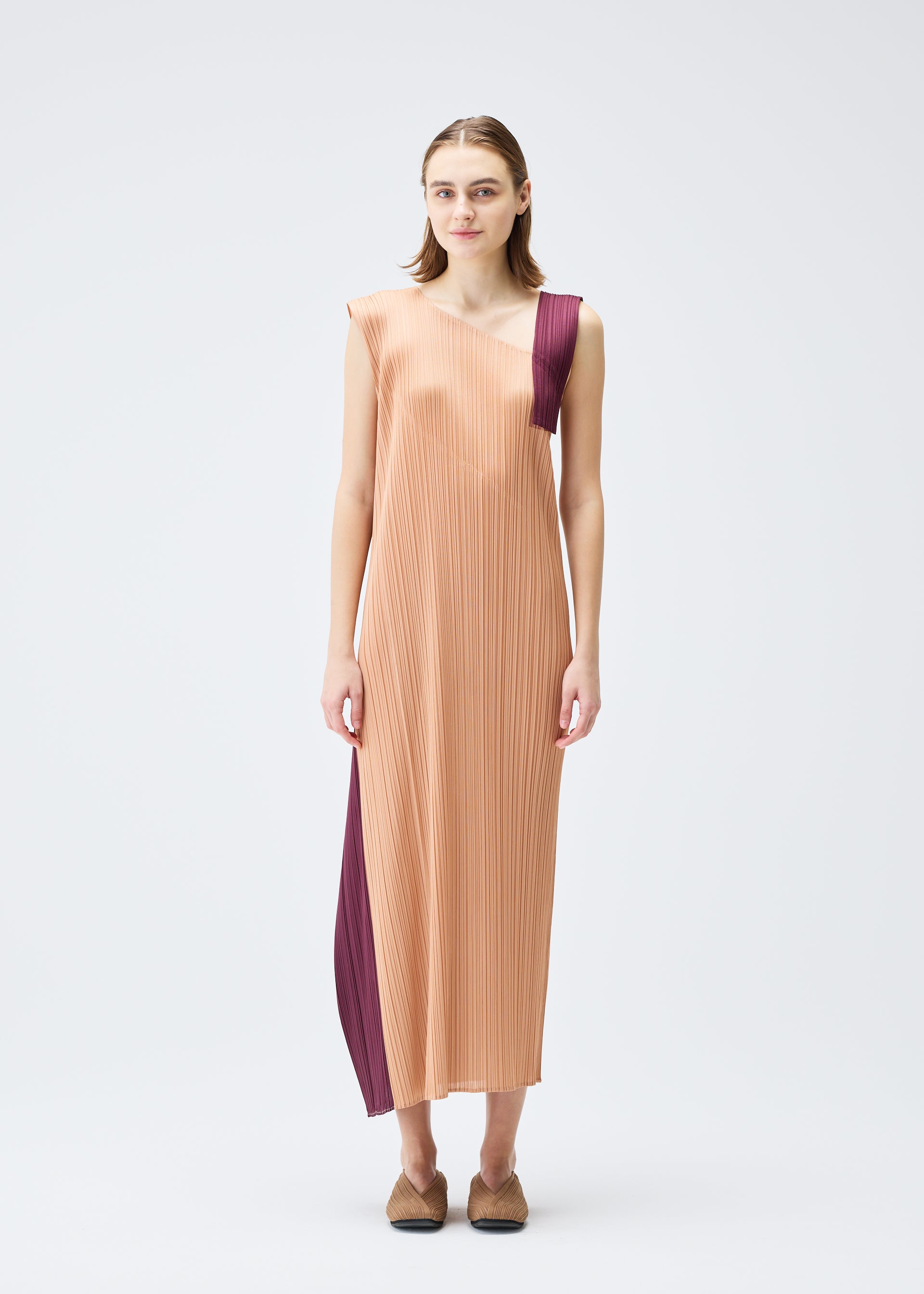 ISSEYMIYAKE132.5 ピンクゴールドチュニック