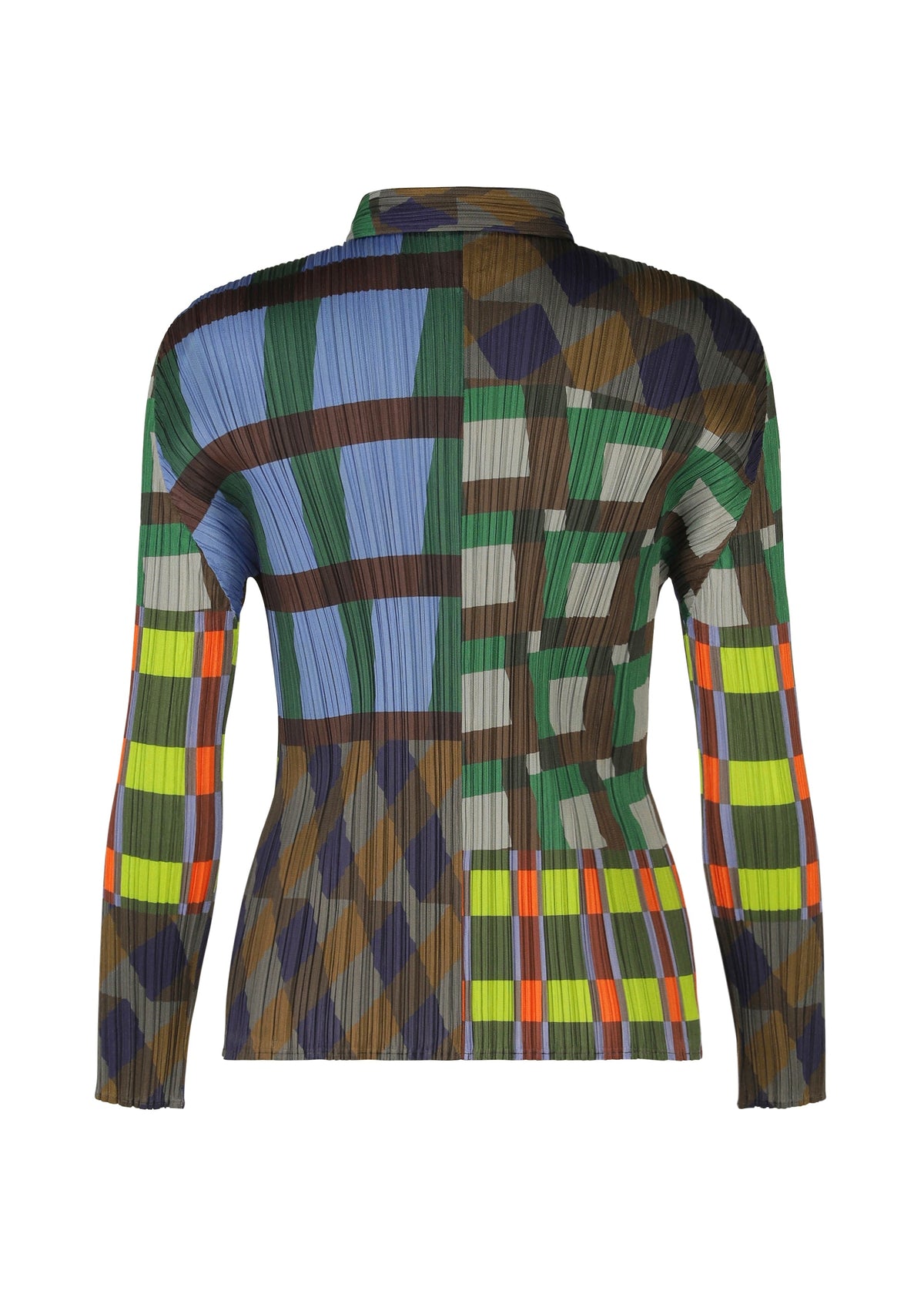 A detail shot of the Pleats Please Issey Miyake HARMONY prêt à porter.
