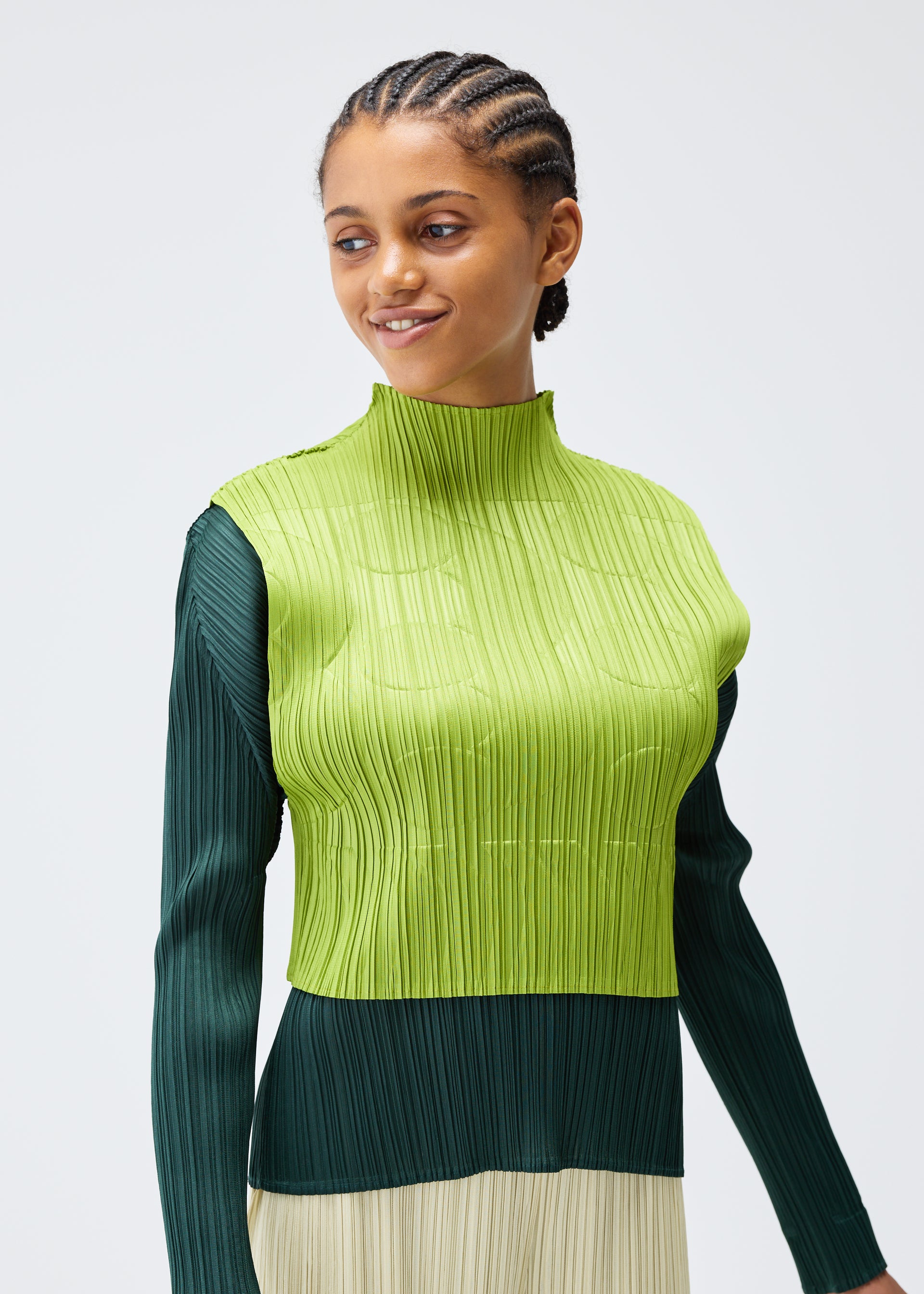 TUNE Top Ivory – ISSEY MIYAKE EU
