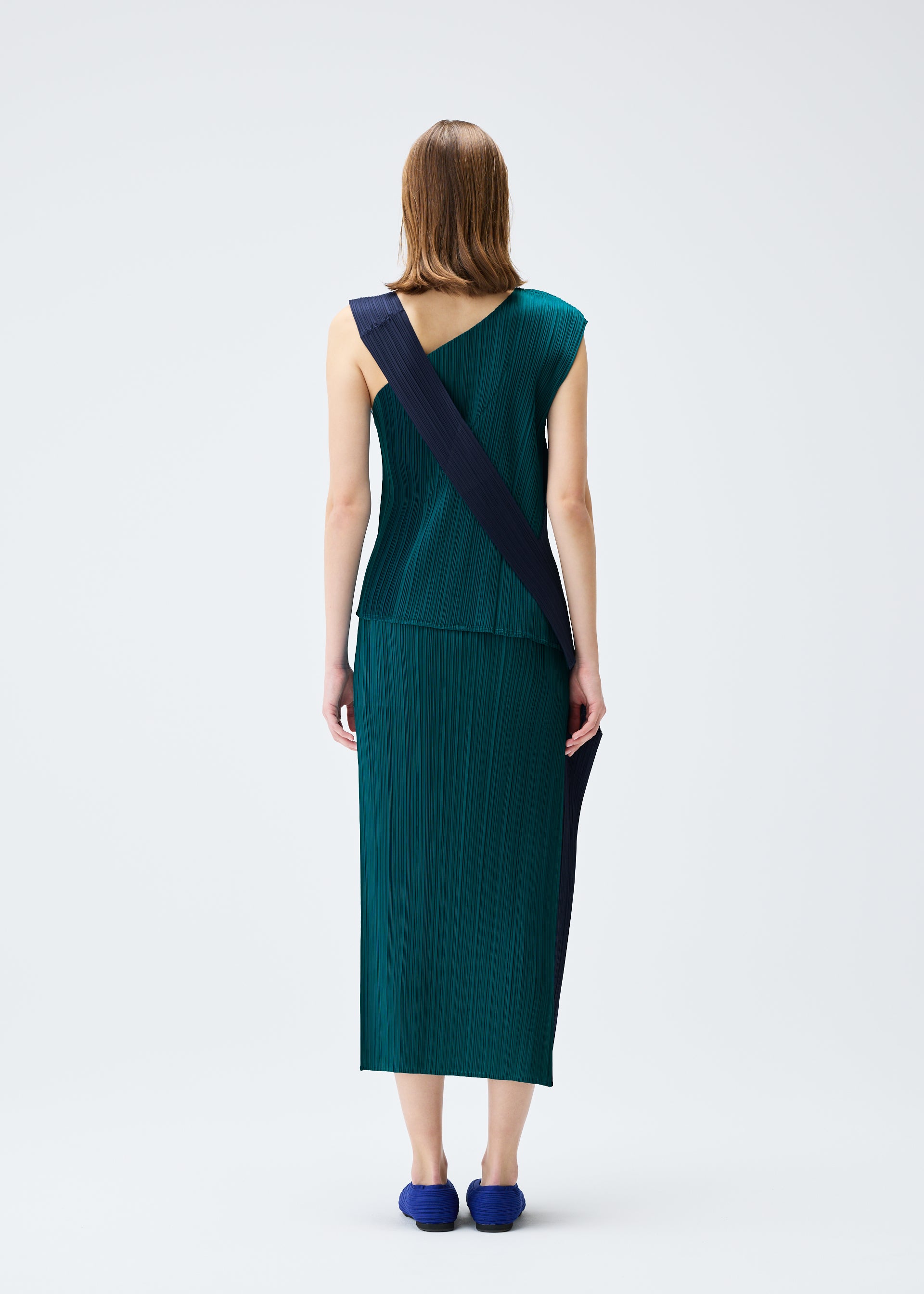 POINTE Top Peacock Blue