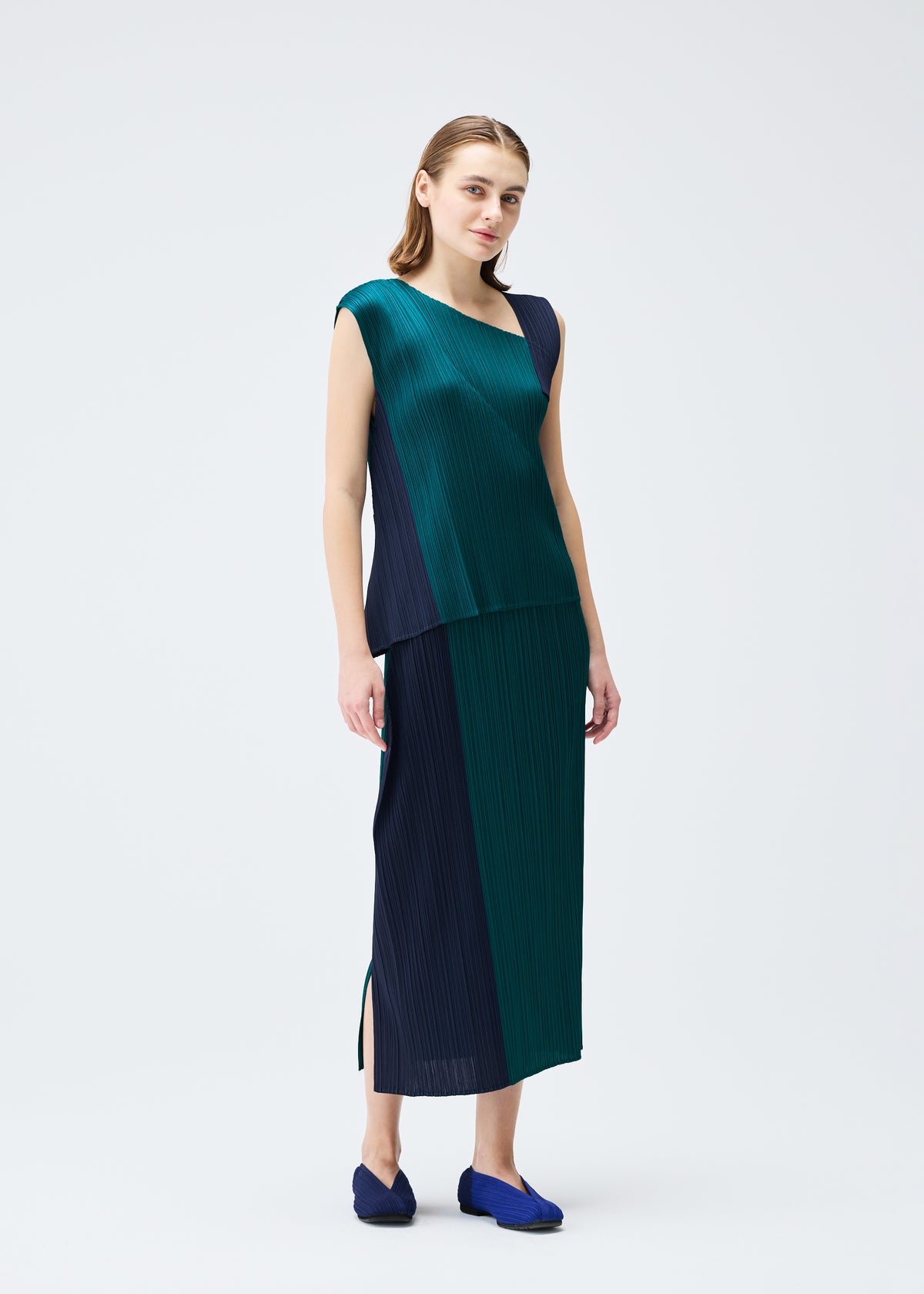 POINTE Top Peacock Blue