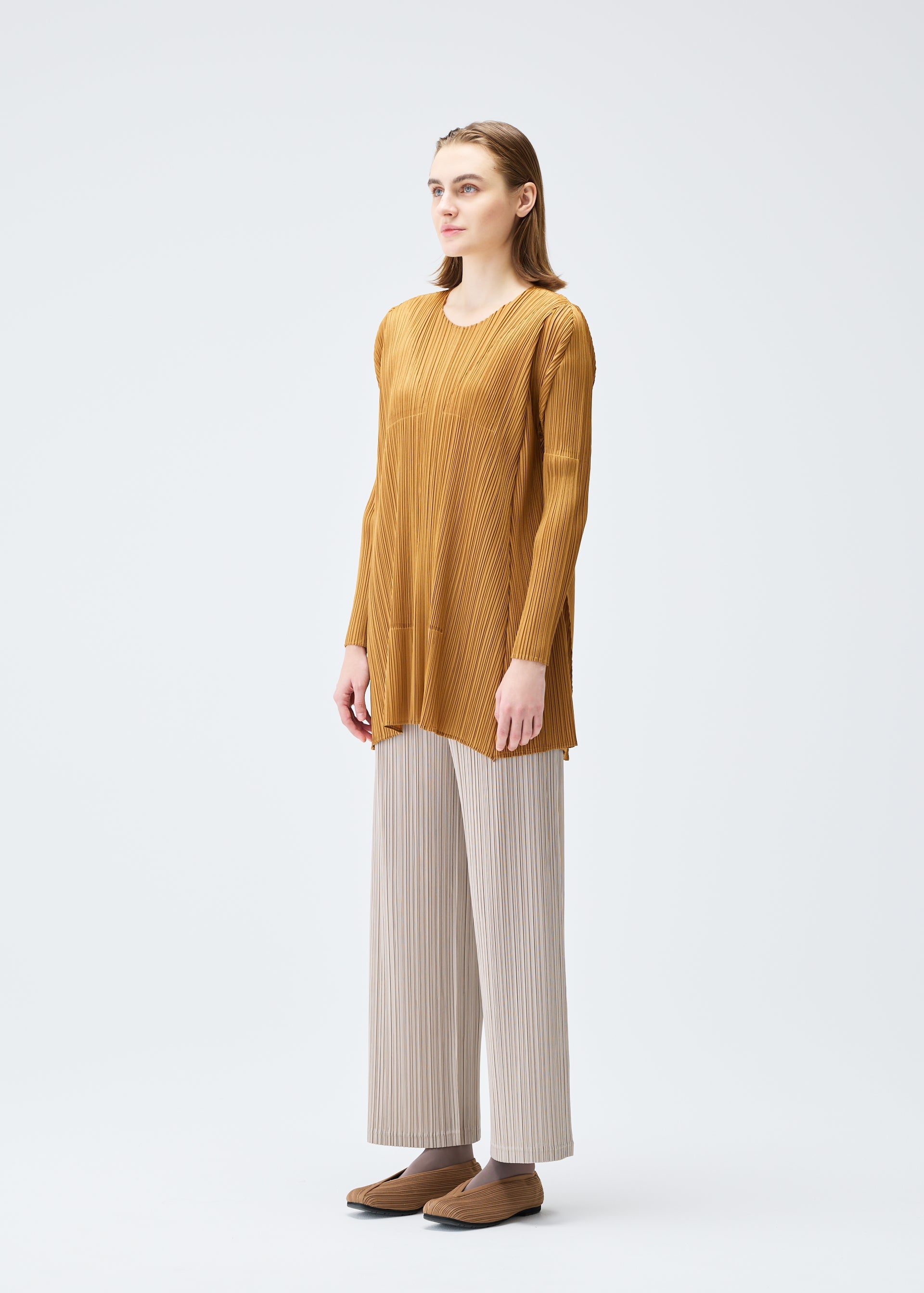 【未使用】PLEATS PLEASE EFFICIENT SQUARE 2 EFFICIENT SQUARE 2 – ISSEY MIYAKE EU
