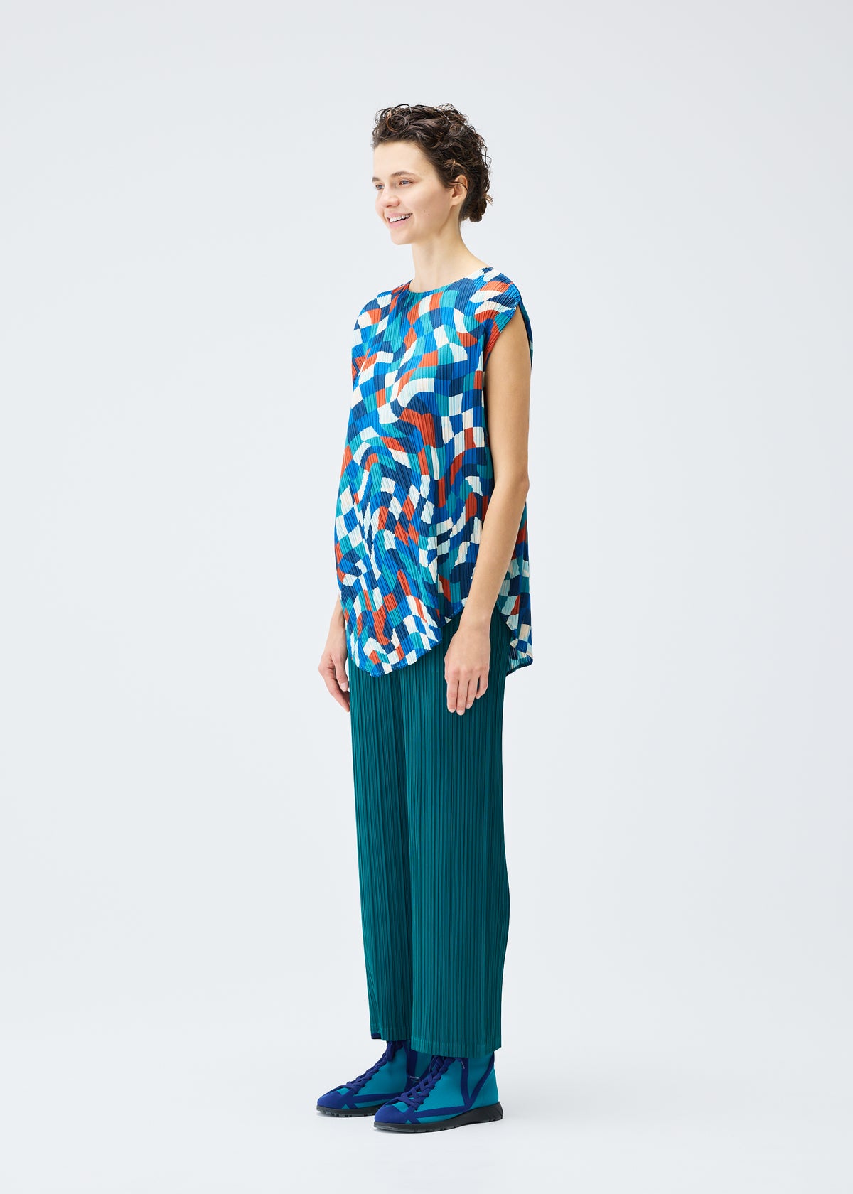DANCING SQUARE Top Blue