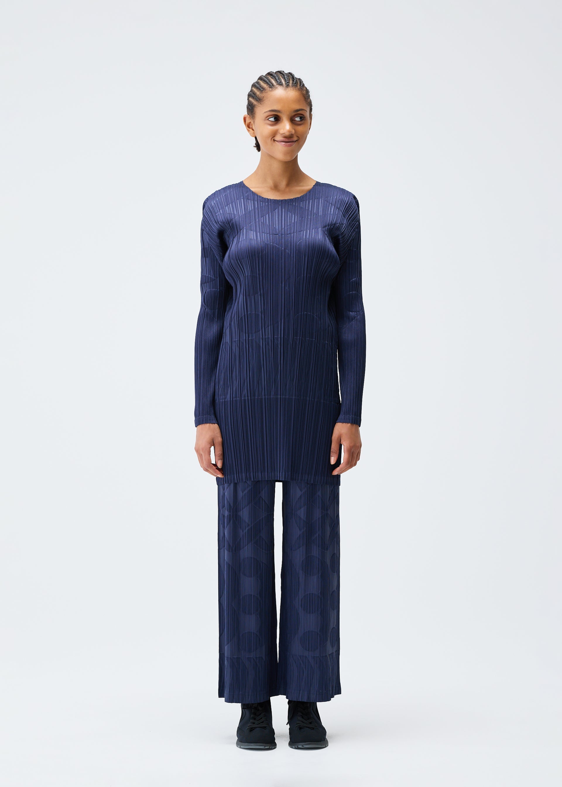 TUNE Tunic Navy – ISSEY MIYAKE EU