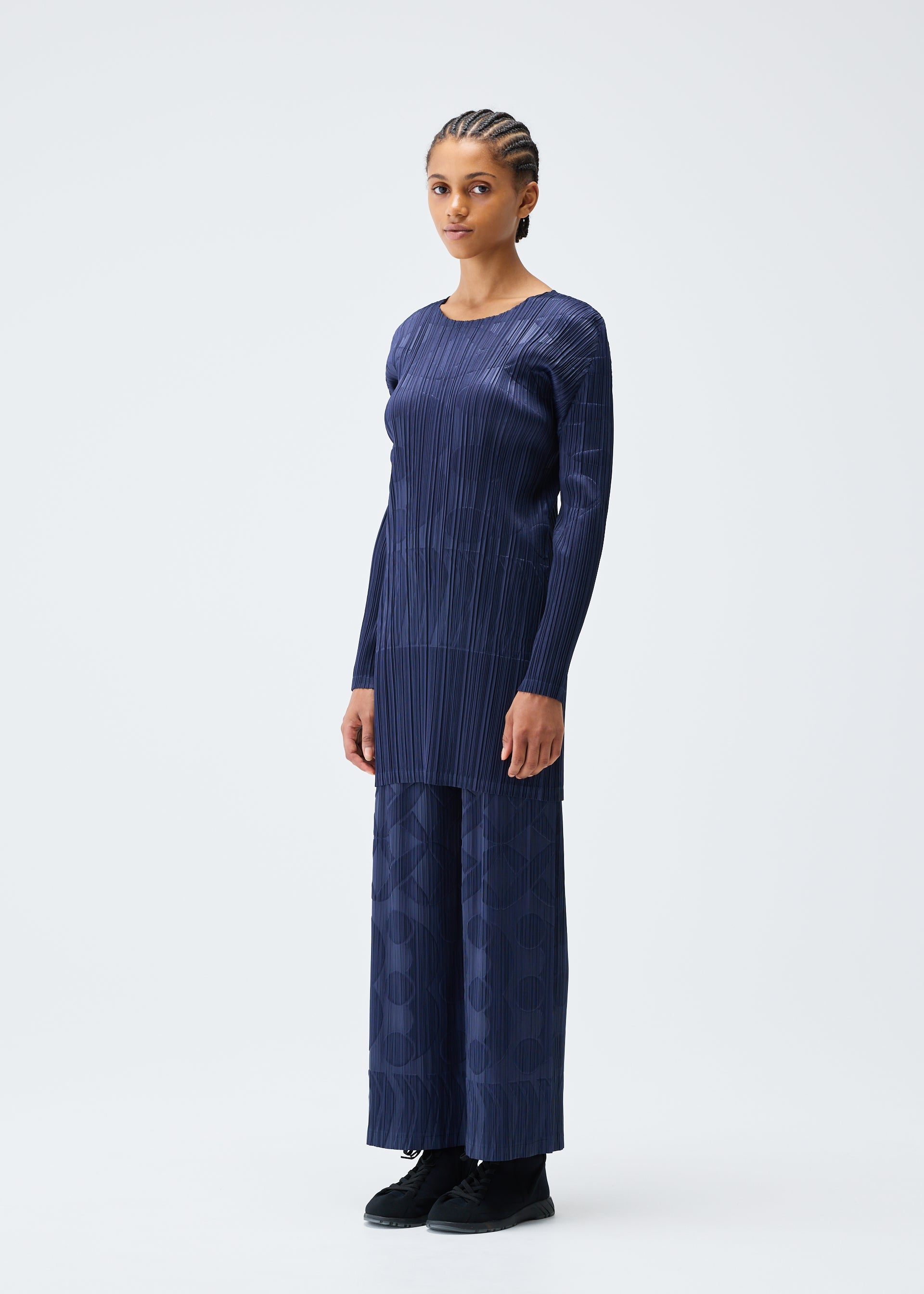 me ISSEY MIYAKE チュニックロングトップス紺ネイビーブルーイッセイ TUNE Tunic Navy – ISSEY MIYAKE EU