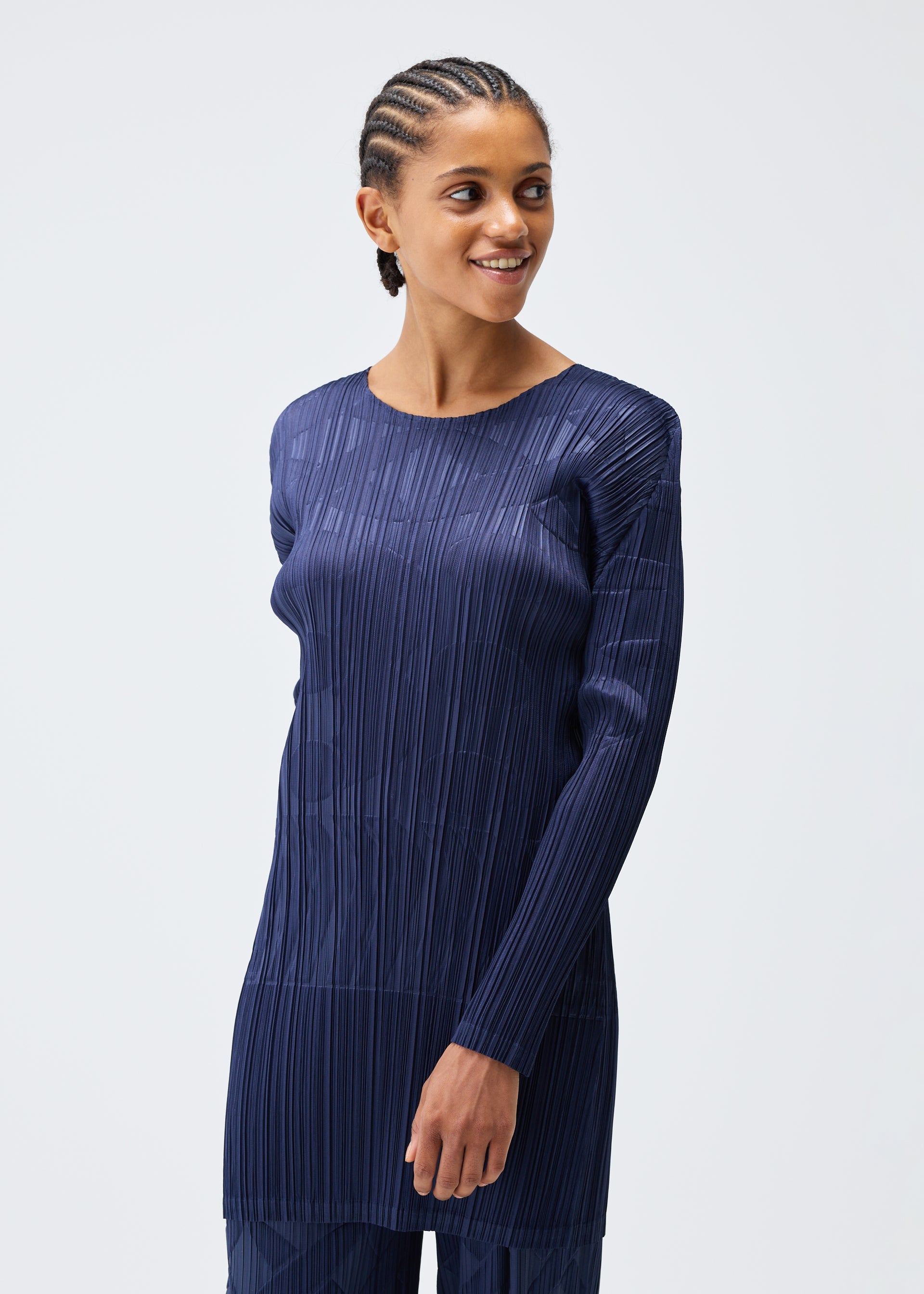 TUNE Tunic Navy – ISSEY MIYAKE EU