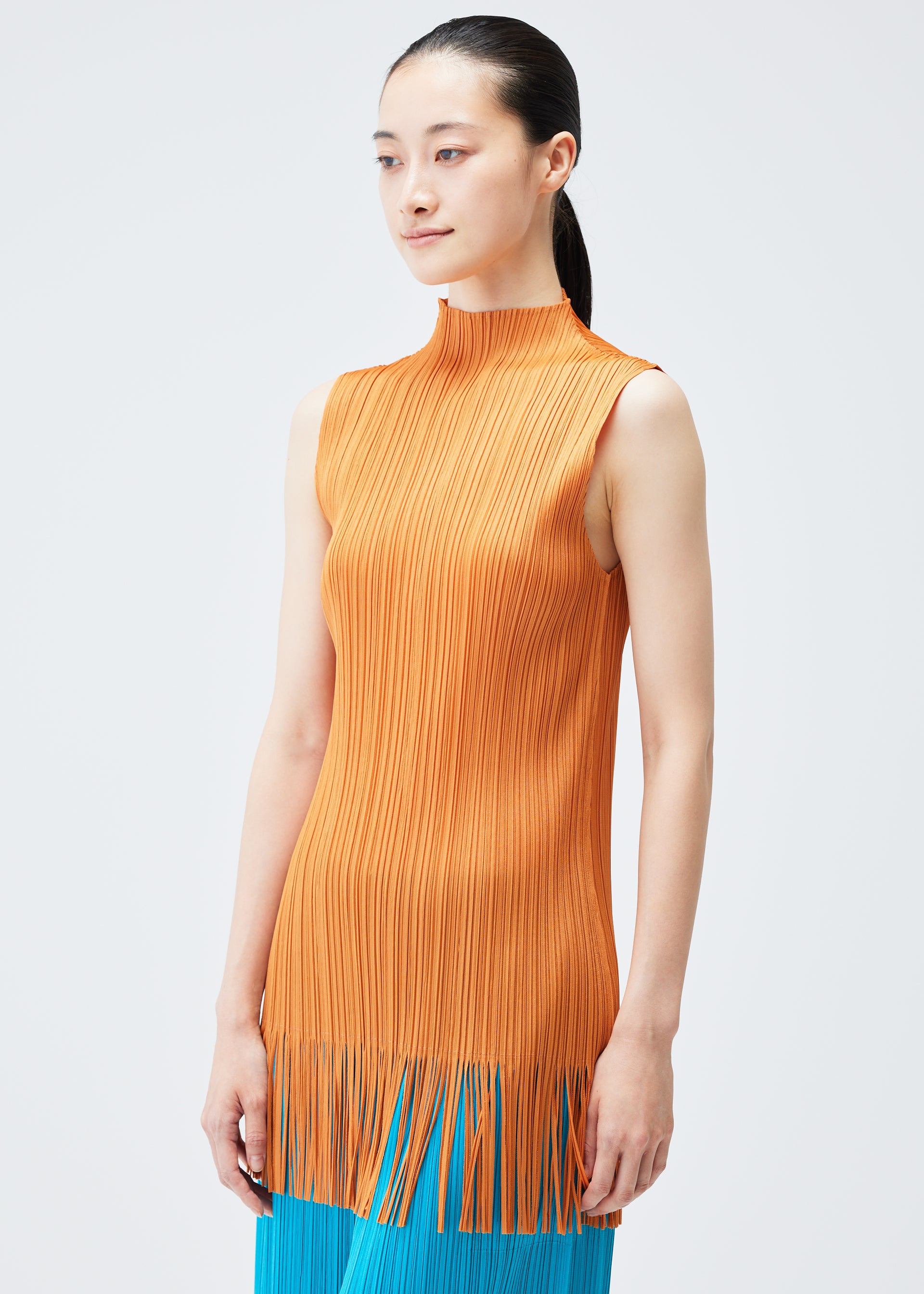 WAVE Tunic Black – ISSEY MIYAKE EU
