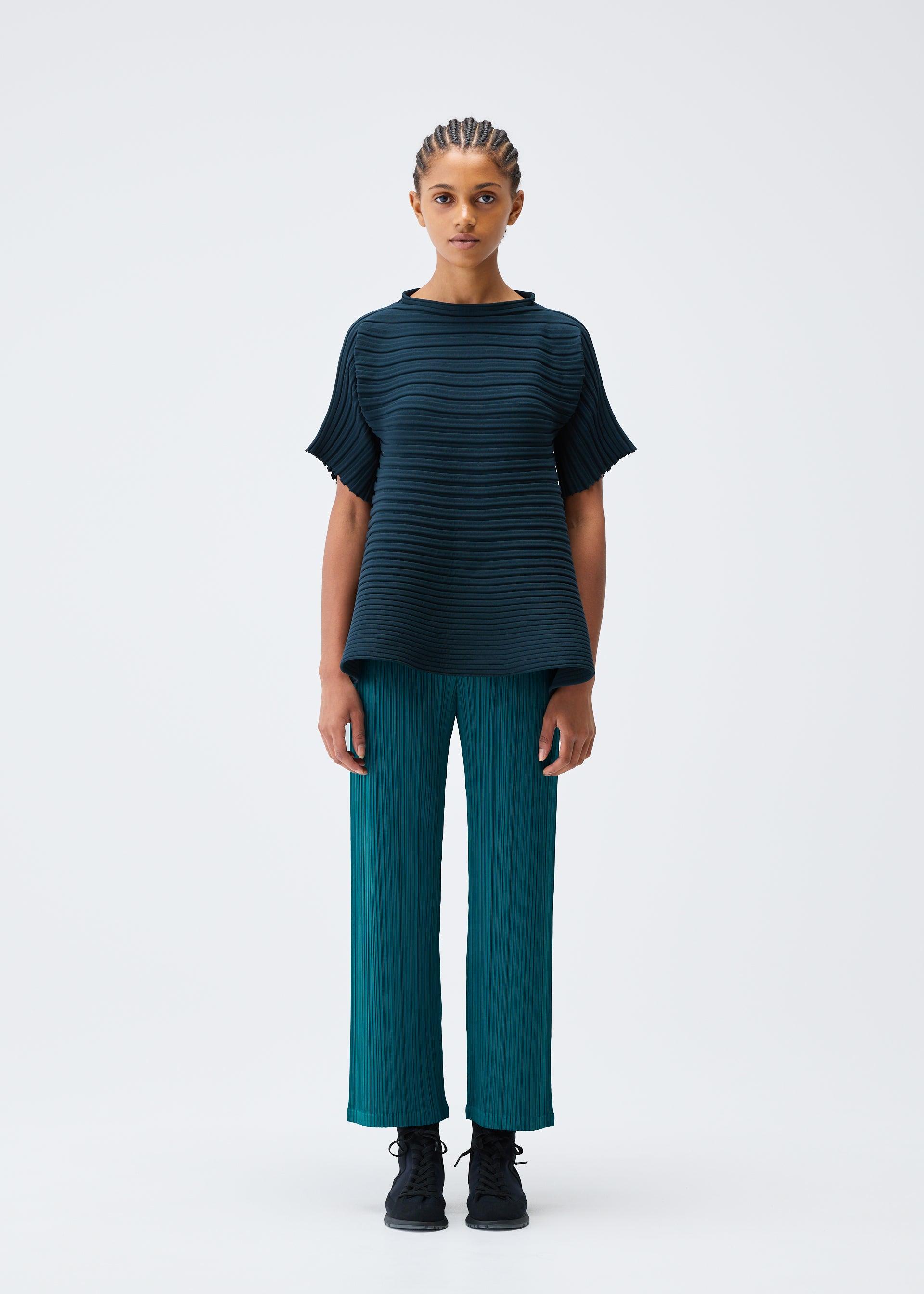 8/23まで　PLEATS PLEASE A-POC SCREEN ブラック Pleats Please Issey Miyake // Black Pleated Maxi Skirt – VSP