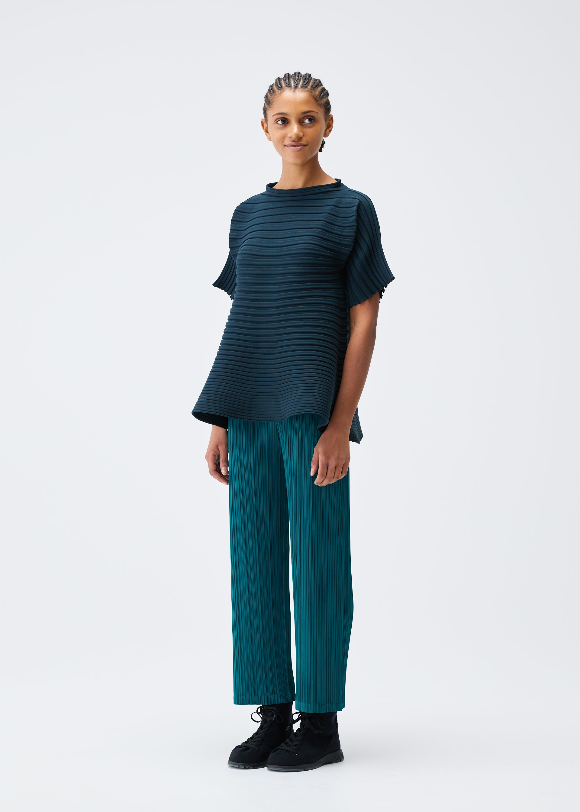 ニット/セーター PLEATS PLEASE ISSEY MIYAKE BOUNCE KNIT Pleats Please Issey Miyake Red Bounce Knit Top | Harrods US