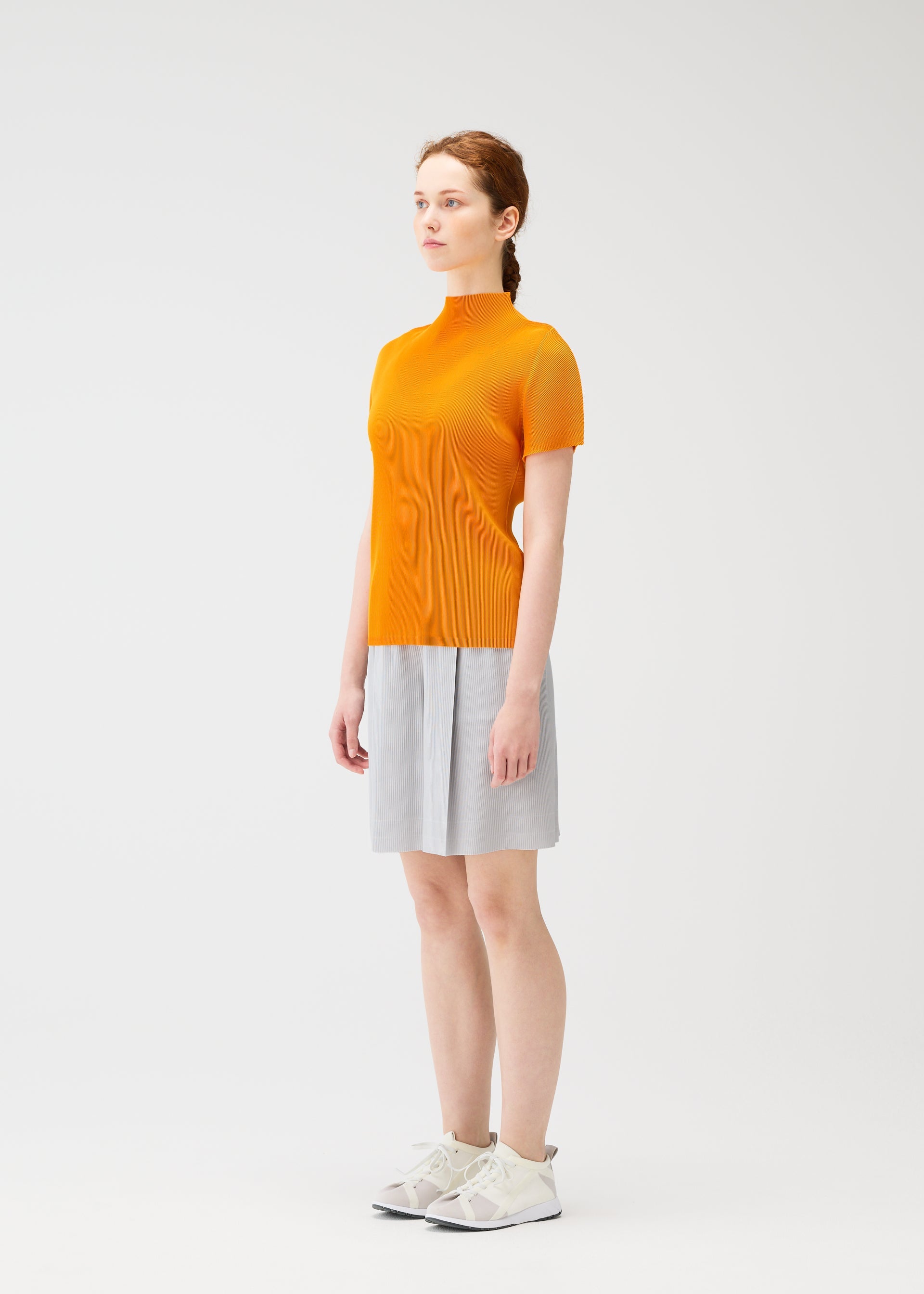 PLEATS PLEASE ISSEY MIYAKE トップス オレンジ MIST APRIL Top Mandarin Orange – ISSEY MIYAKE EU
