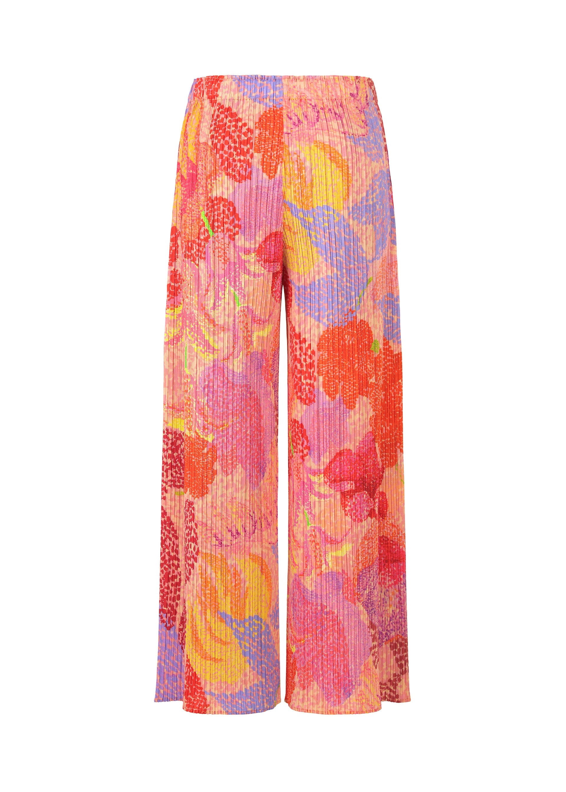 A detail shot of the Pleats Please Issey Miyake FOGGY FOREST prêt à porter.