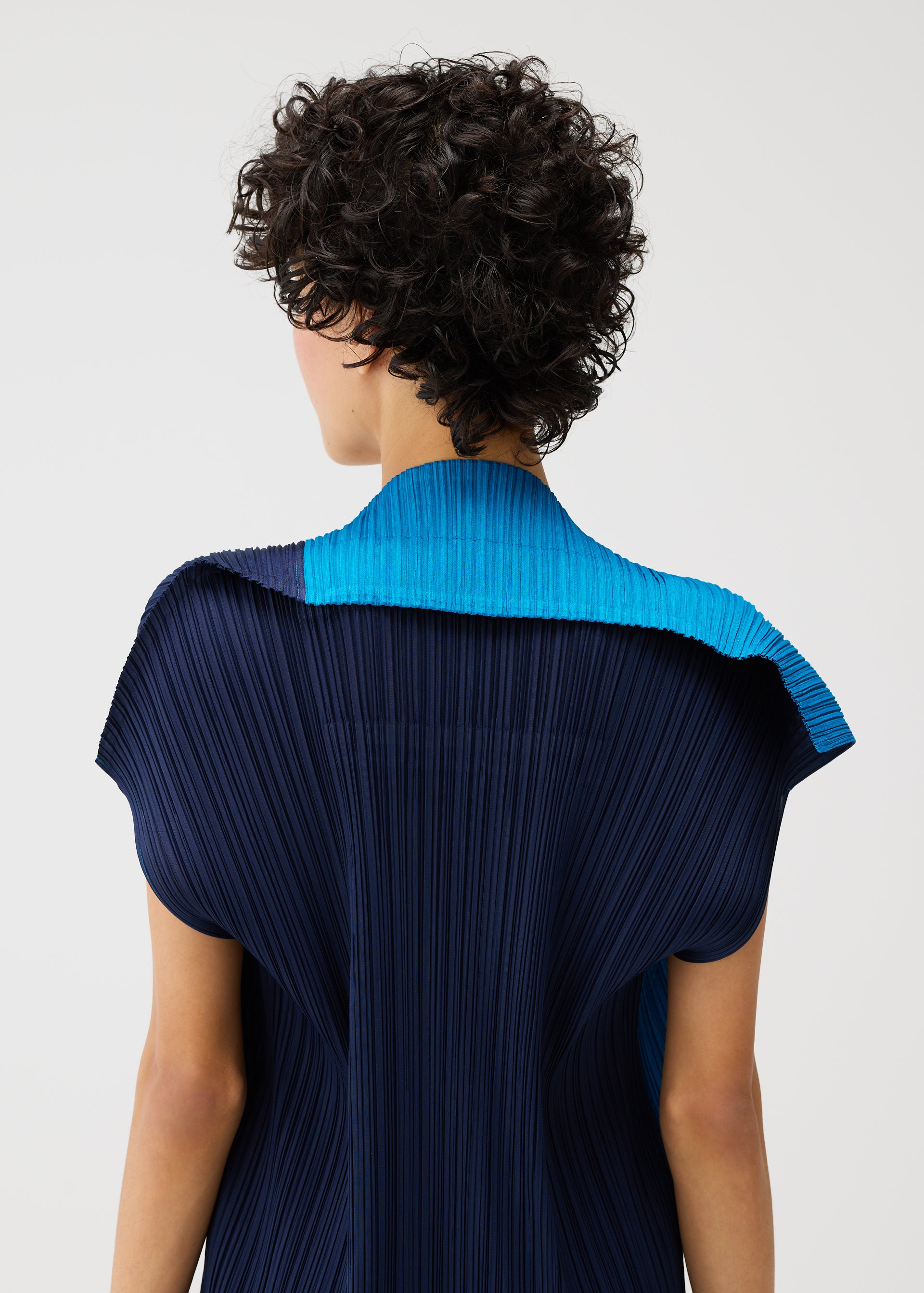 MODULE Dress Black – ISSEY MIYAKE EU