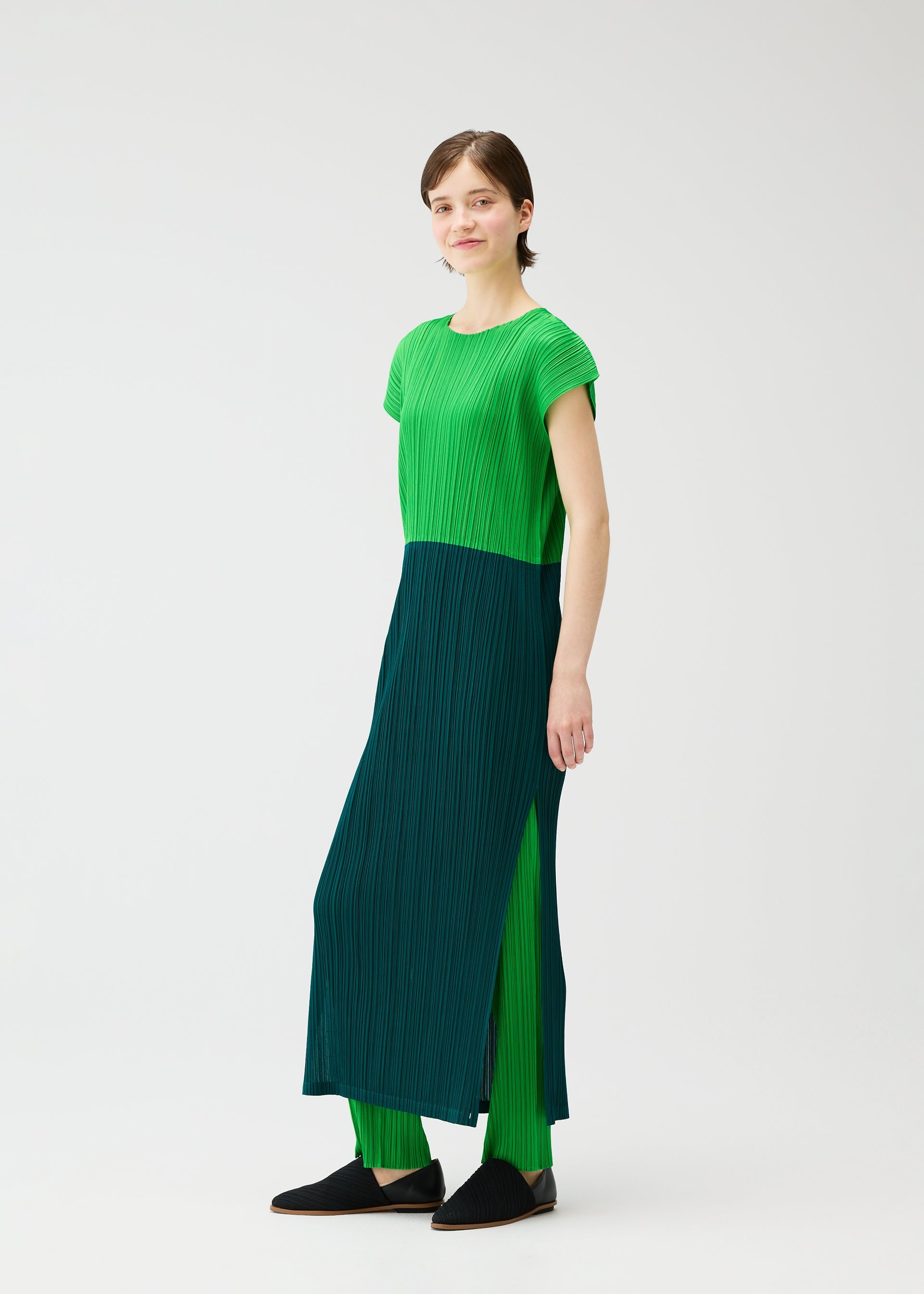 SWING Dress Light Purple – ISSEY MIYAKE EU