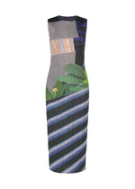 A product shot of the PLEATS PLEASE ISSEY MIYAKE CITY COLLAGE prêt à porter in .