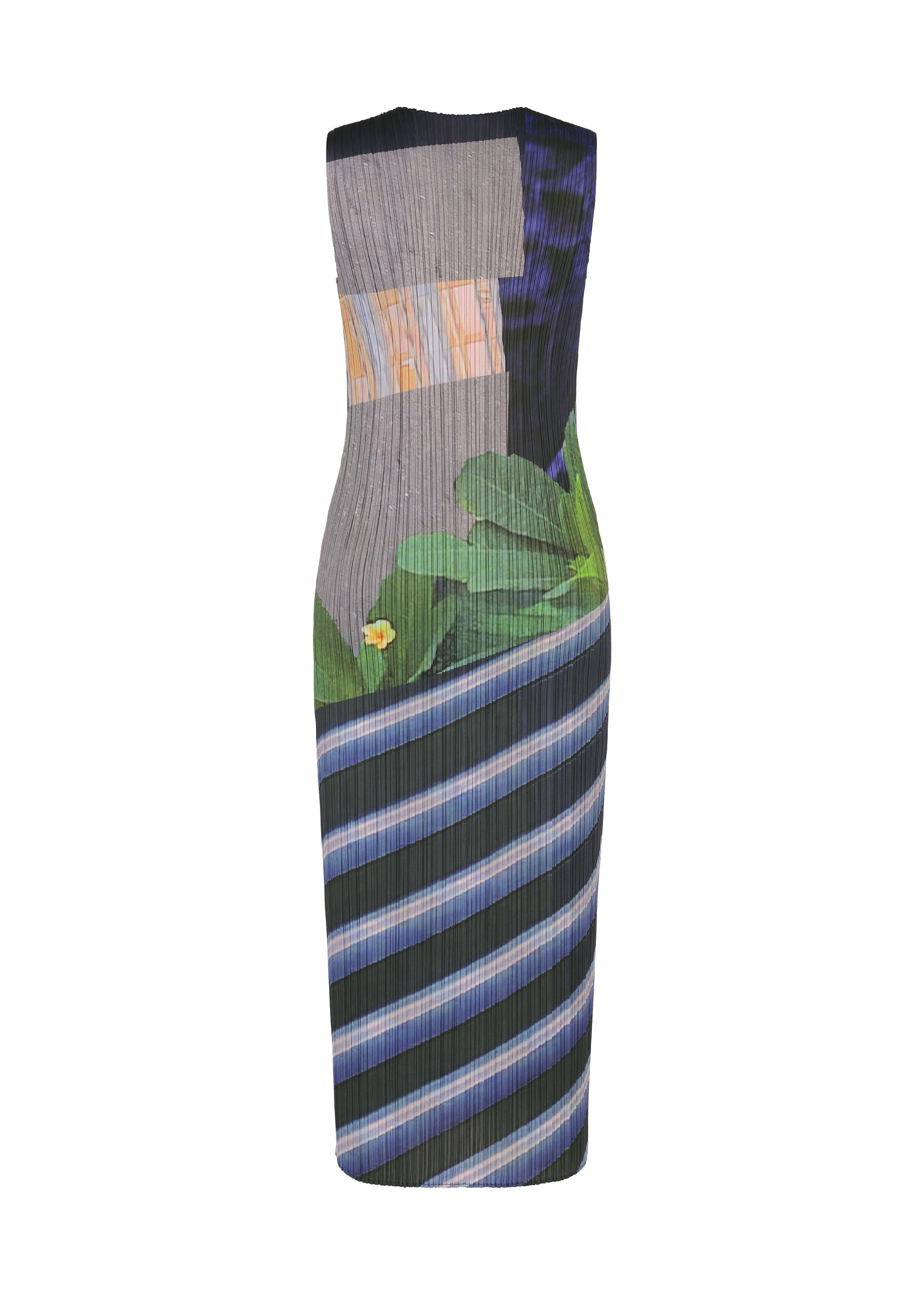 CITY COLLAGE Dress Red x Green – ISSEY MIYAKE EU