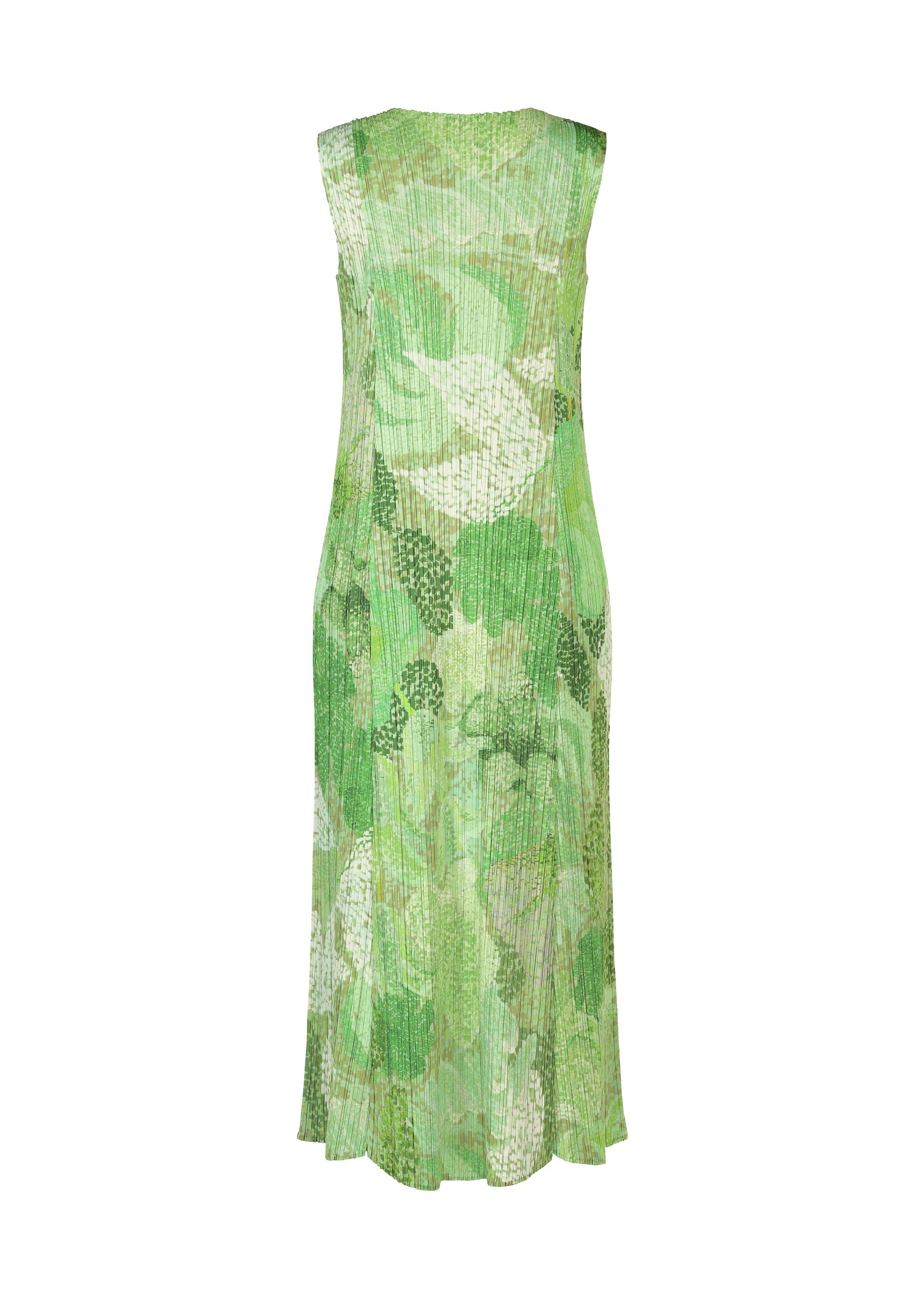 A detail shot of the Pleats Please Issey Miyake FOGGY FOREST prêt à porter.
