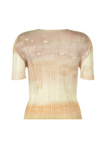 A detail shot of the Pleats Please Issey Miyake SEA BUBBLE shirt.