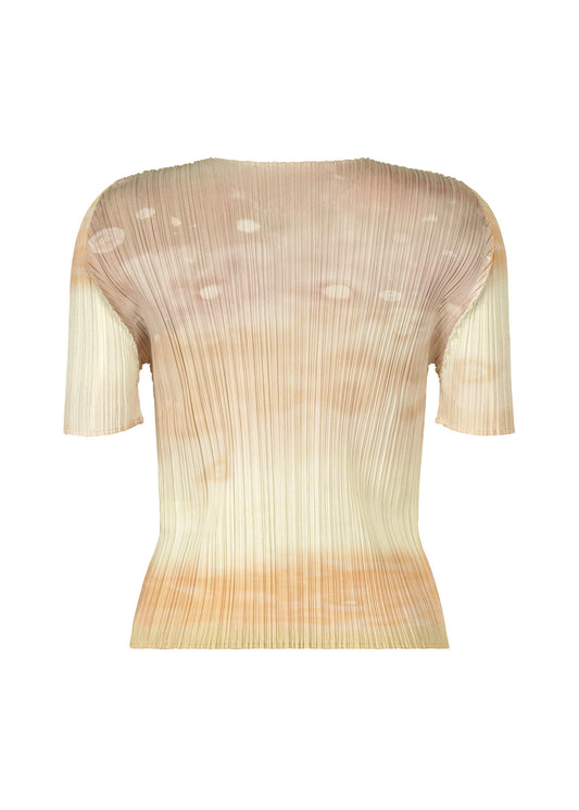A detail shot of the Pleats Please Issey Miyake SEA BUBBLE top.