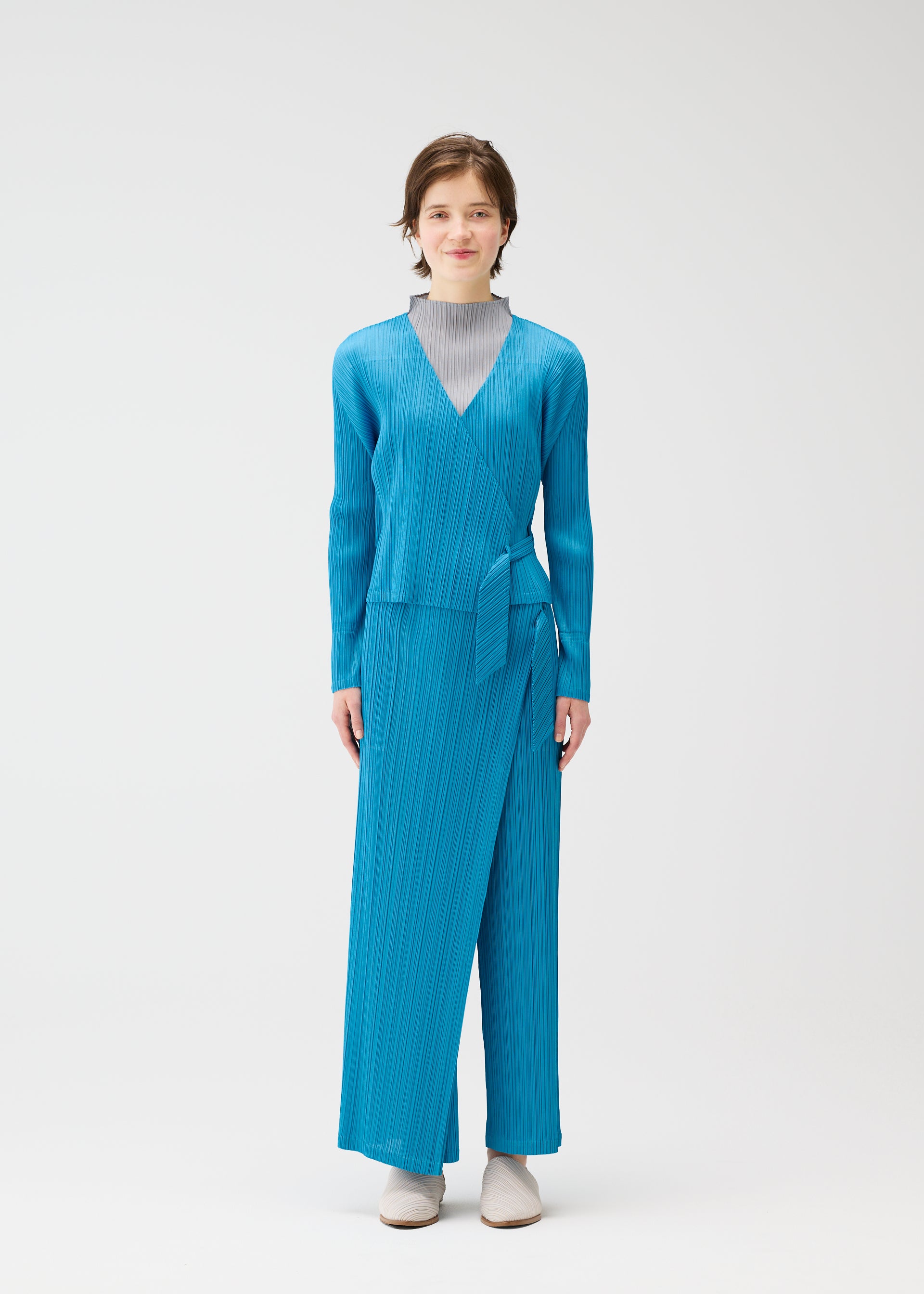 FACADE Cardigan Black – ISSEY MIYAKE EU