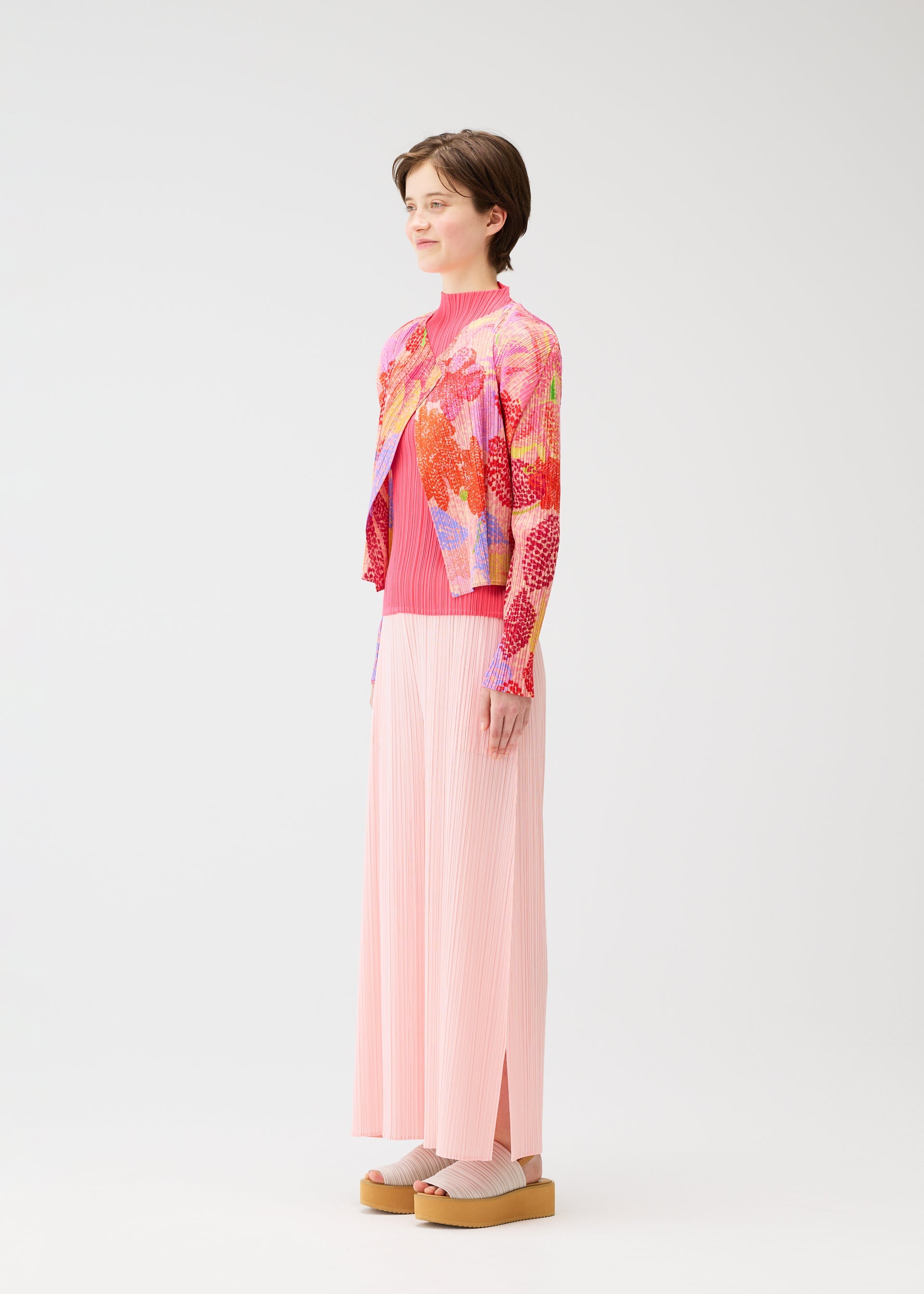 FOGGY FOREST Cardigan Grass Green – ISSEY MIYAKE EU