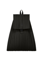 PLEATS KNAPSACK