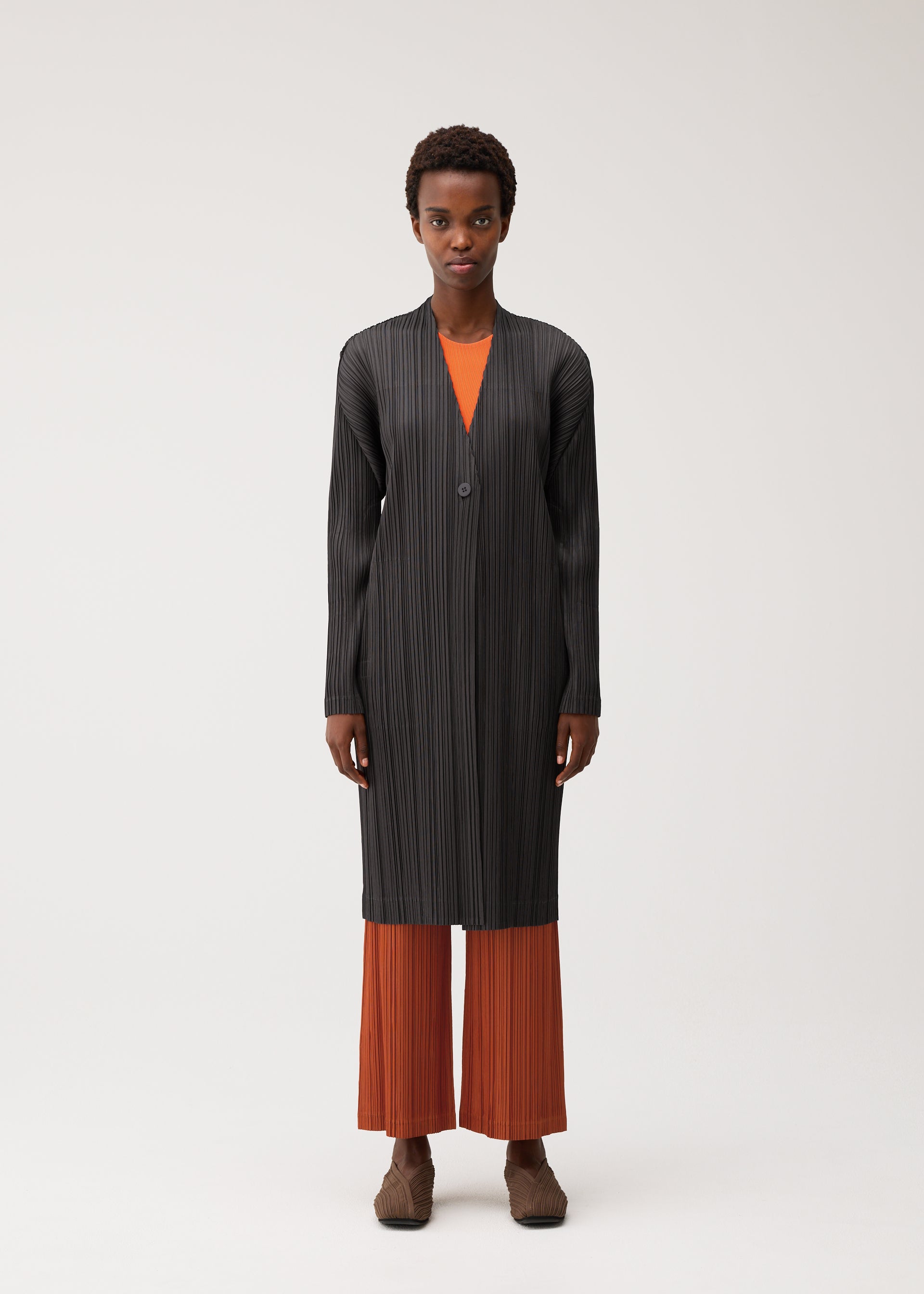 PLEATS JACKET Coat Charcoal – ISSEY MIYAKE EU