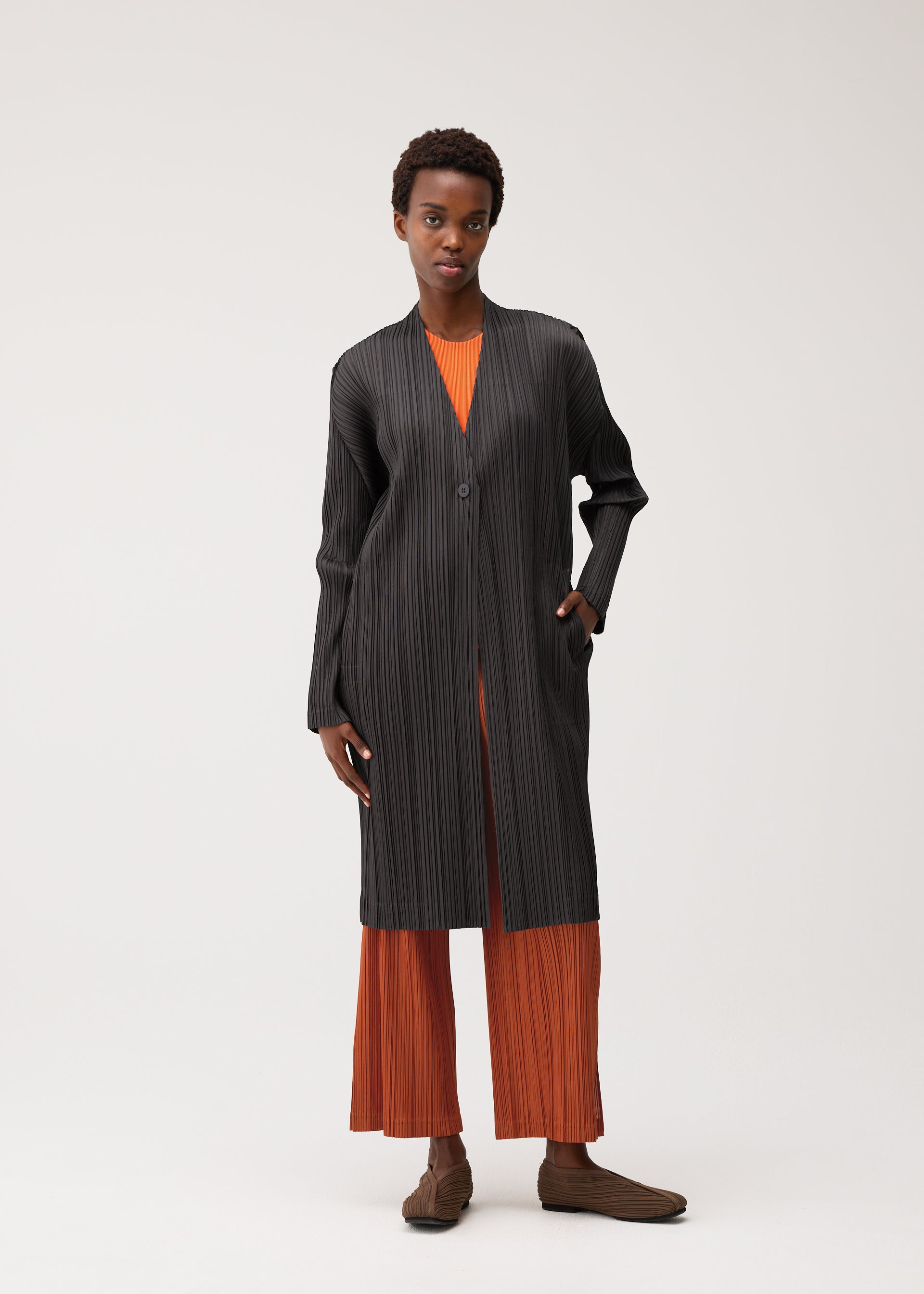 PLEATS JACKET Coat Charcoal – ISSEY MIYAKE EU