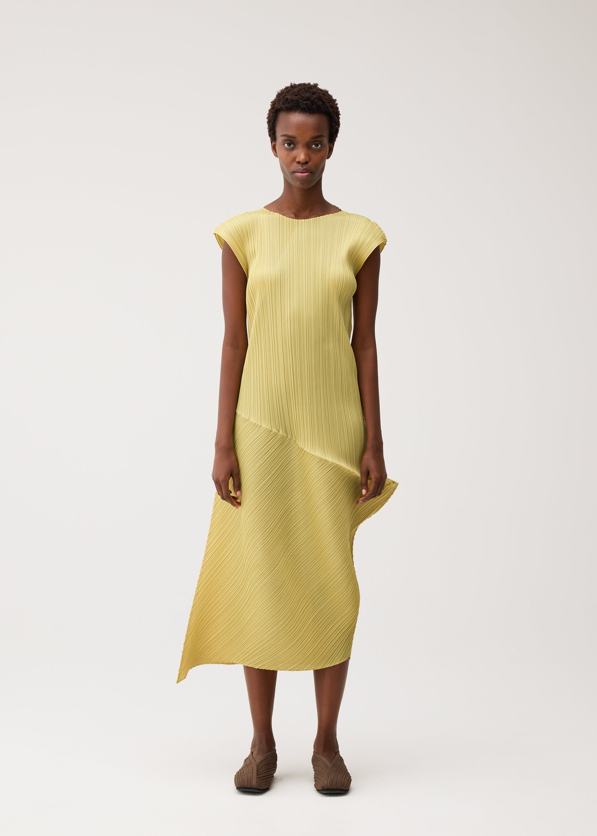 LEAP Dress Forest Green – ISSEY MIYAKE EU