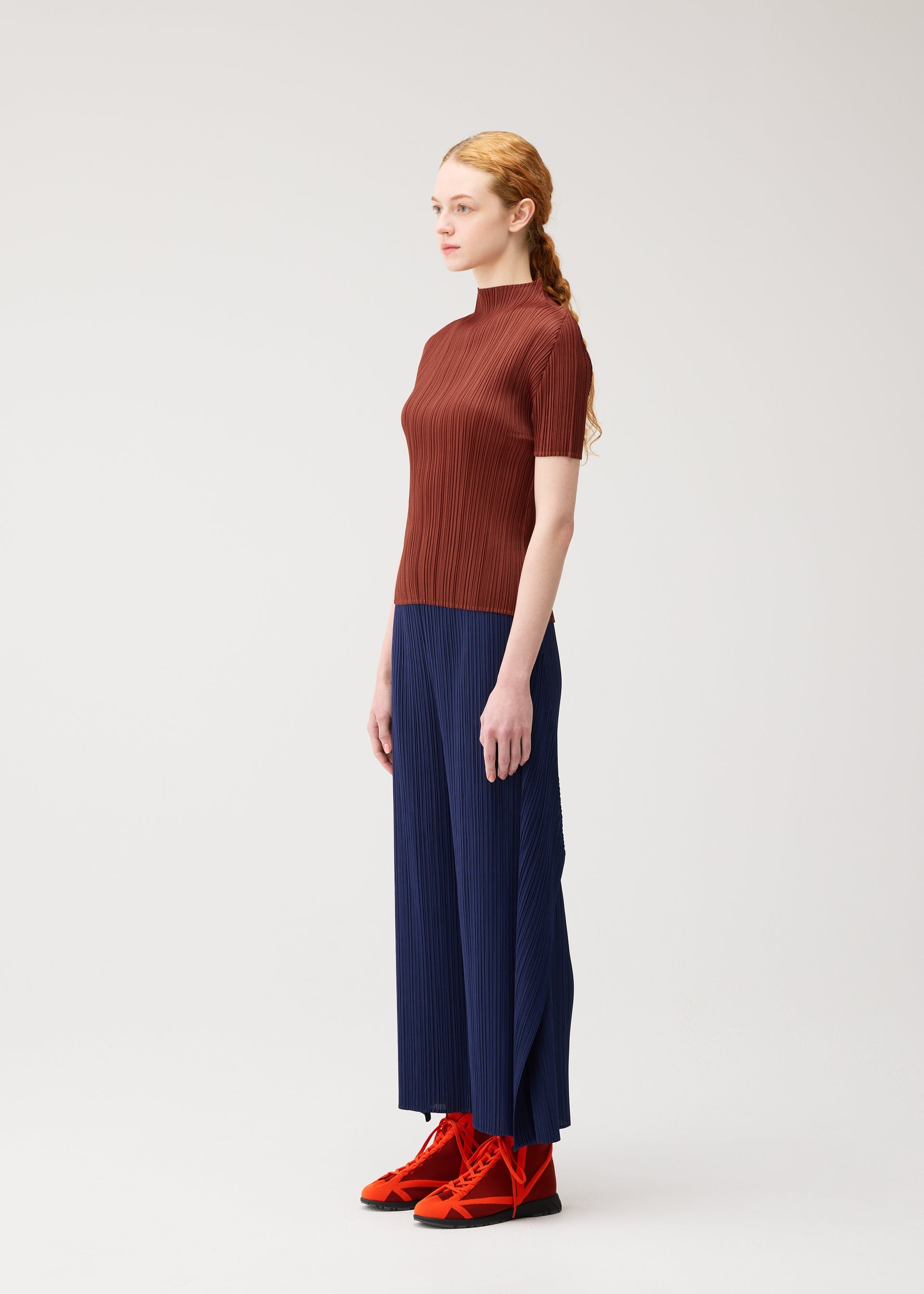 MONTHLY COLORS : SEPTEMBER Shirt Orange – ISSEY MIYAKE EU