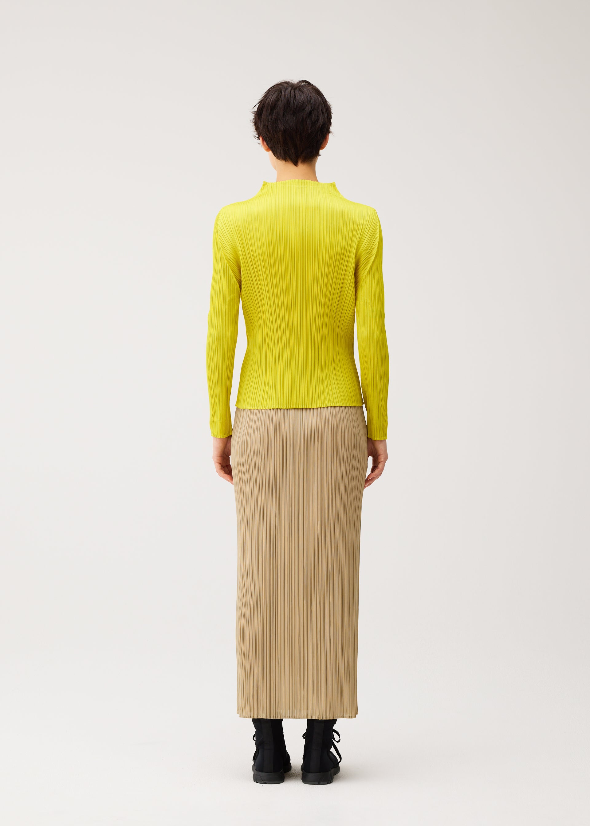 MONTHLY COLORS : OCTOBER Shirt Blue Green – ISSEY MIYAKE EU