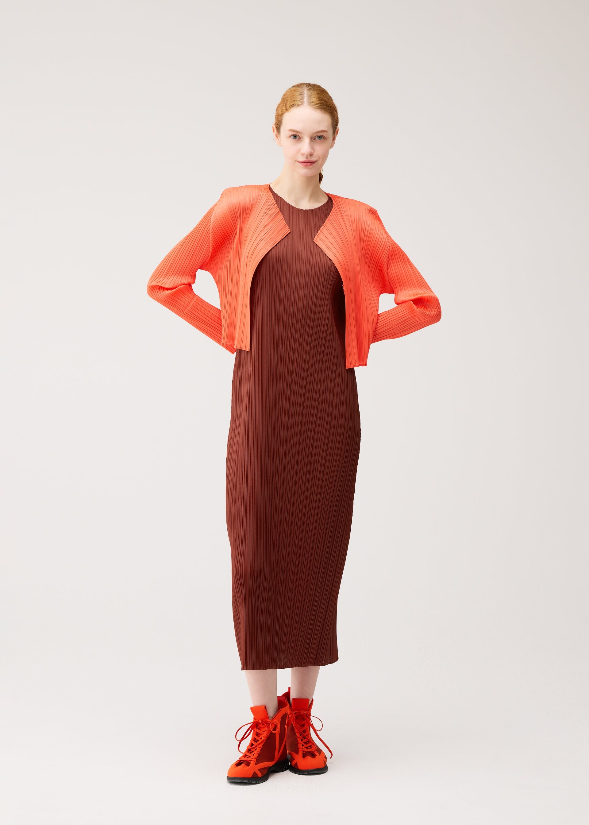 MONTHLY COLORS : SEPTEMBER Cardigan Orange – ISSEY MIYAKE EU