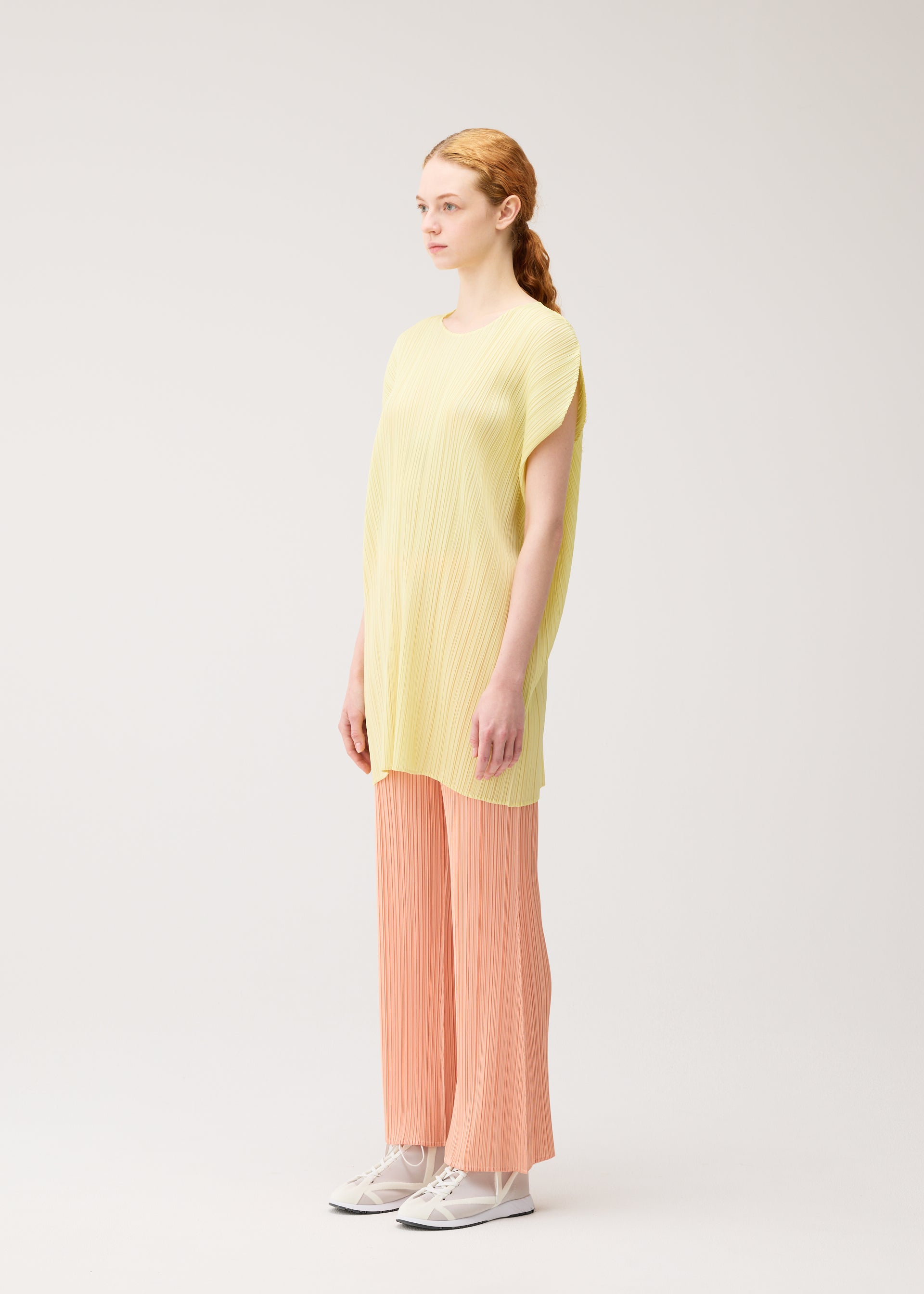 MONTHLY COLORS : JULY Dress Black – ISSEY MIYAKE EU